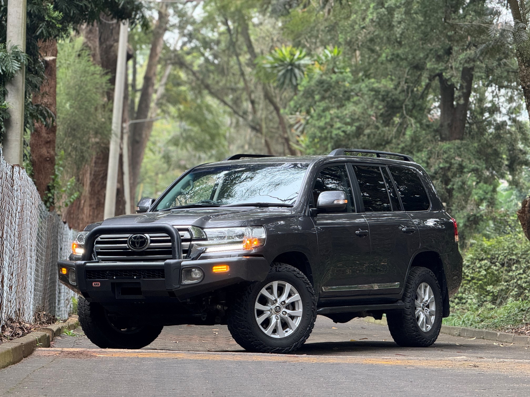 TOYOTA LANDCRUISER SAHARA