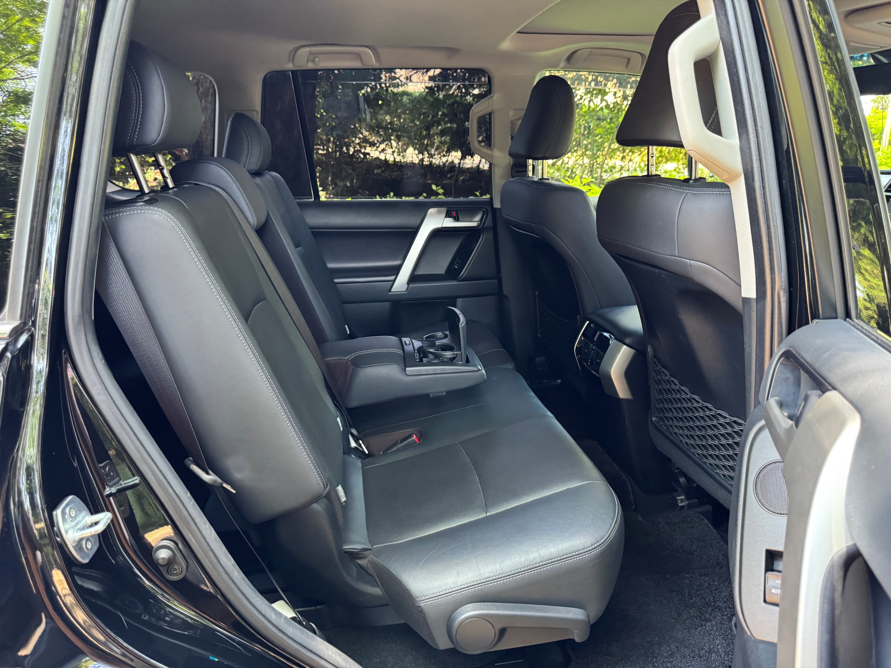 TOYOTA LANDCRUISER PRADO TZ.G