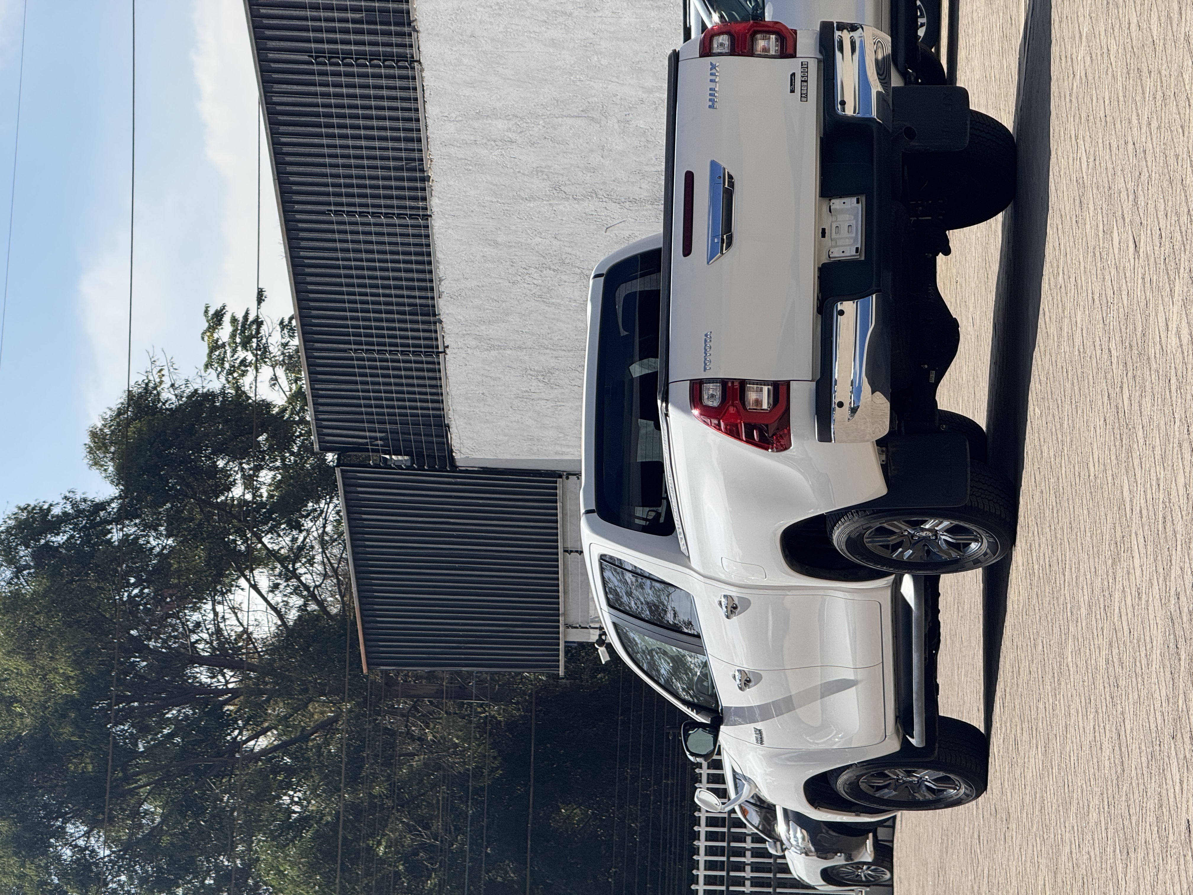 2020 TOYOTA HILUX