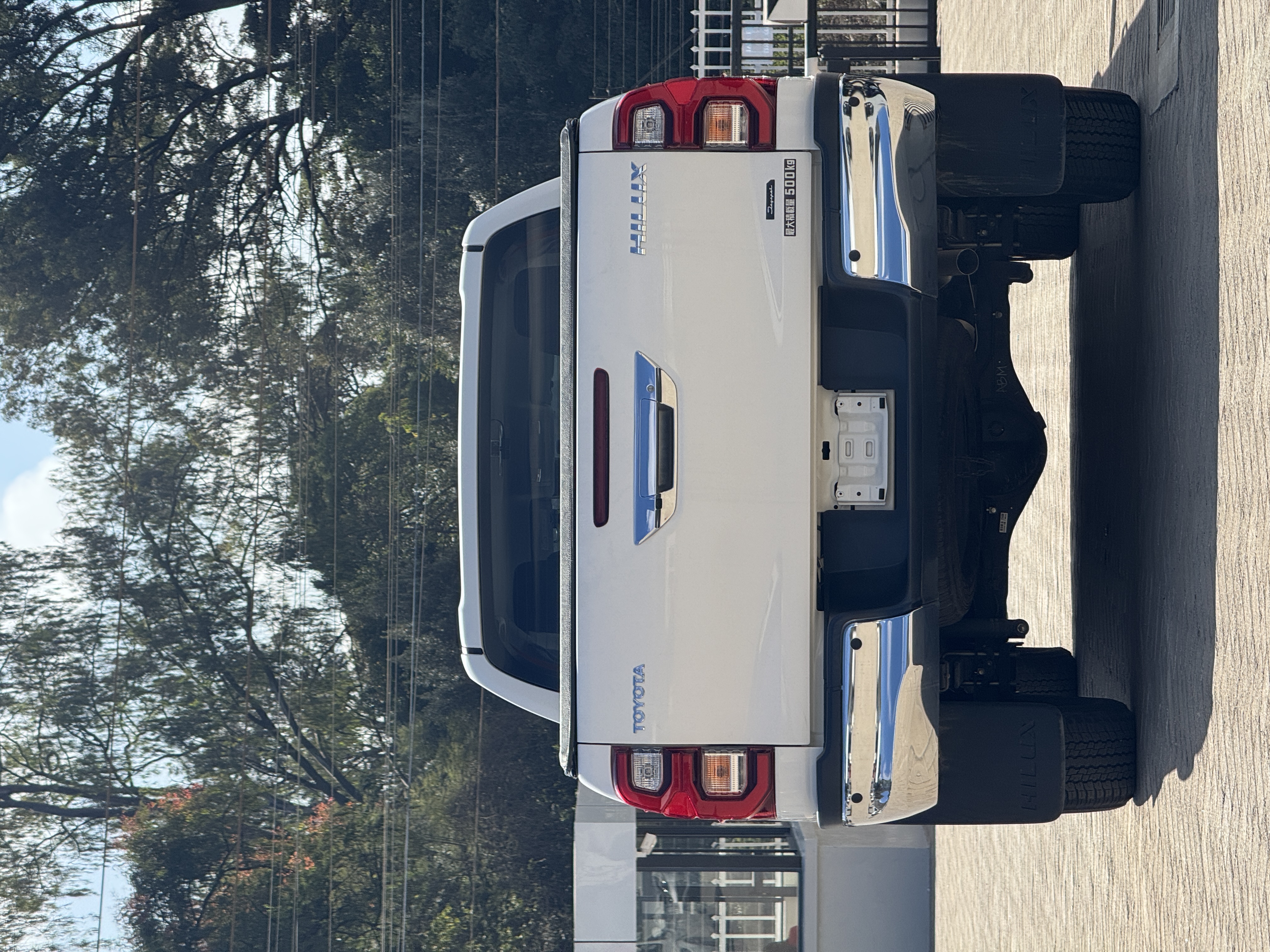 2020 TOYOTA HILUX
