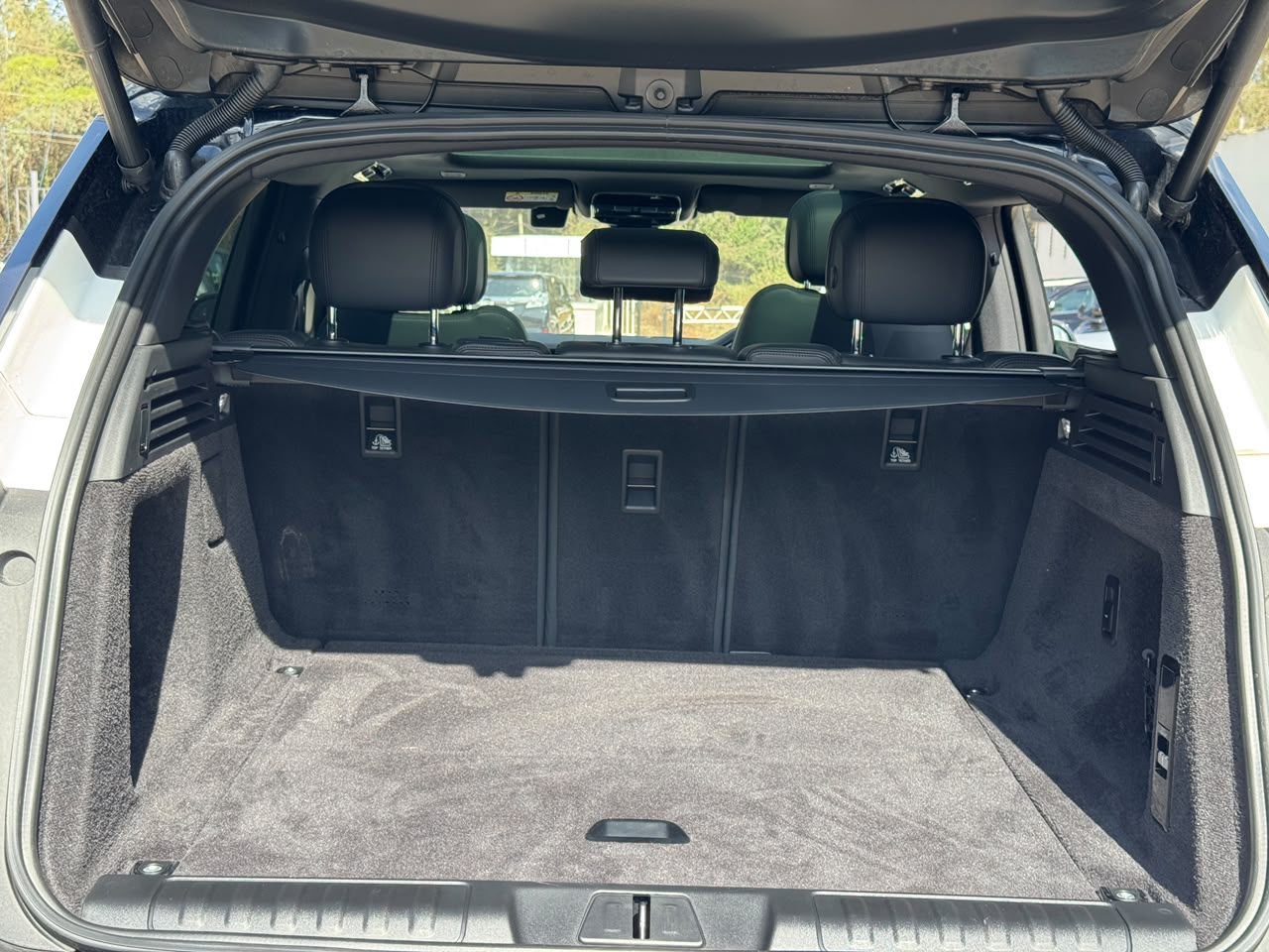 2023 RANGE ROVER SPORT