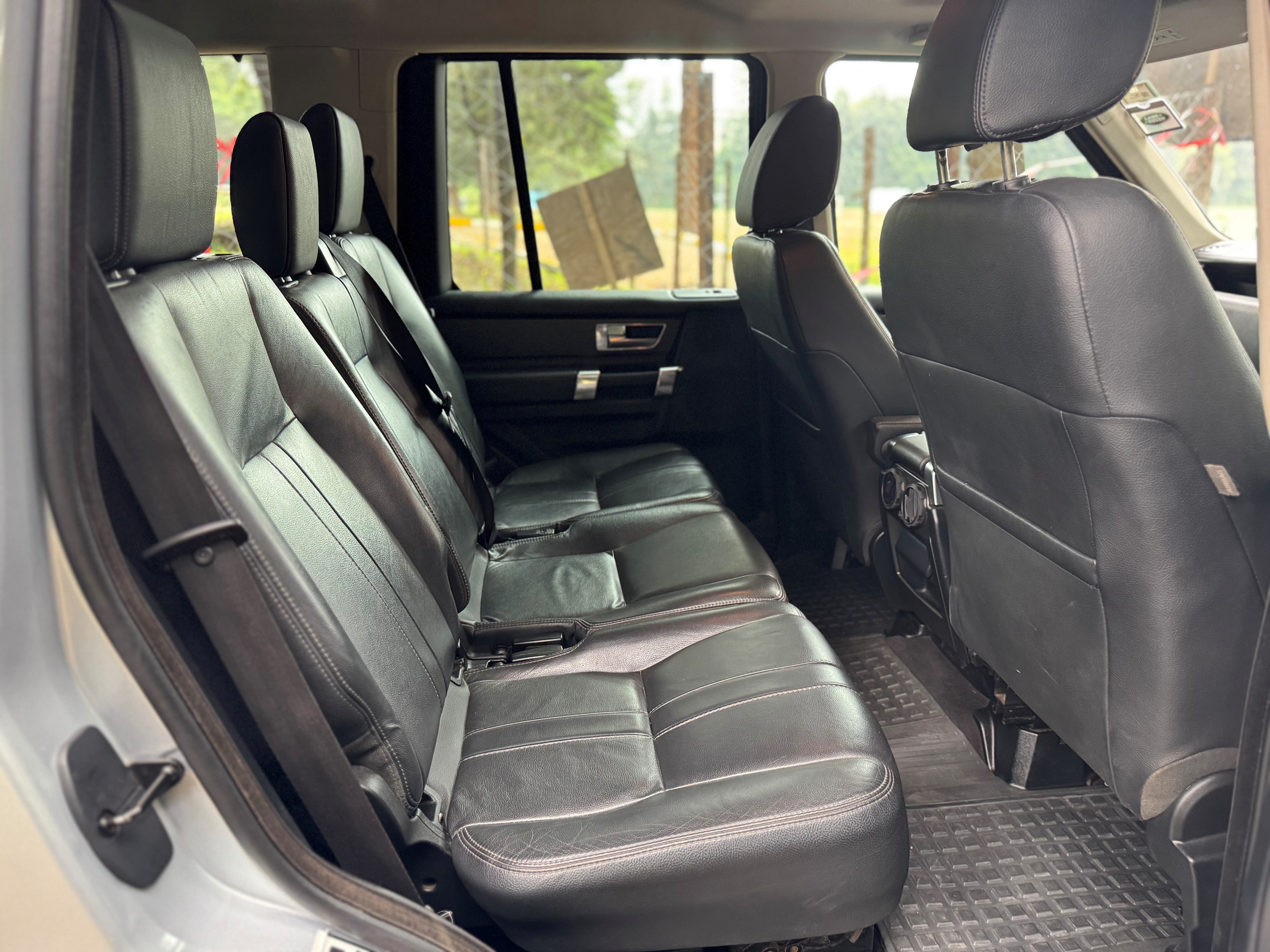 2015 LANDROVER DISCOVERY 4