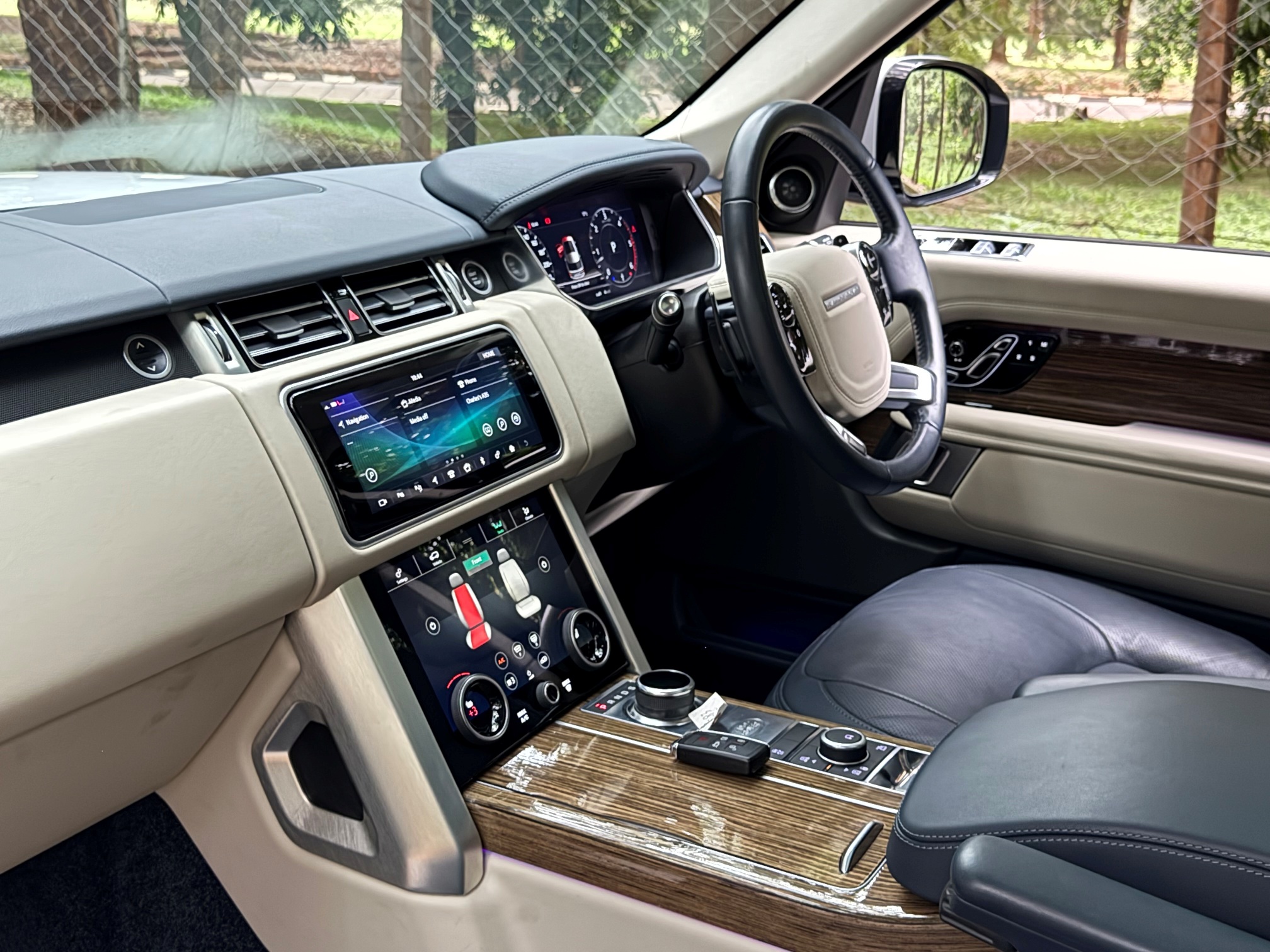 2019 RANGE ROVER VOGUE