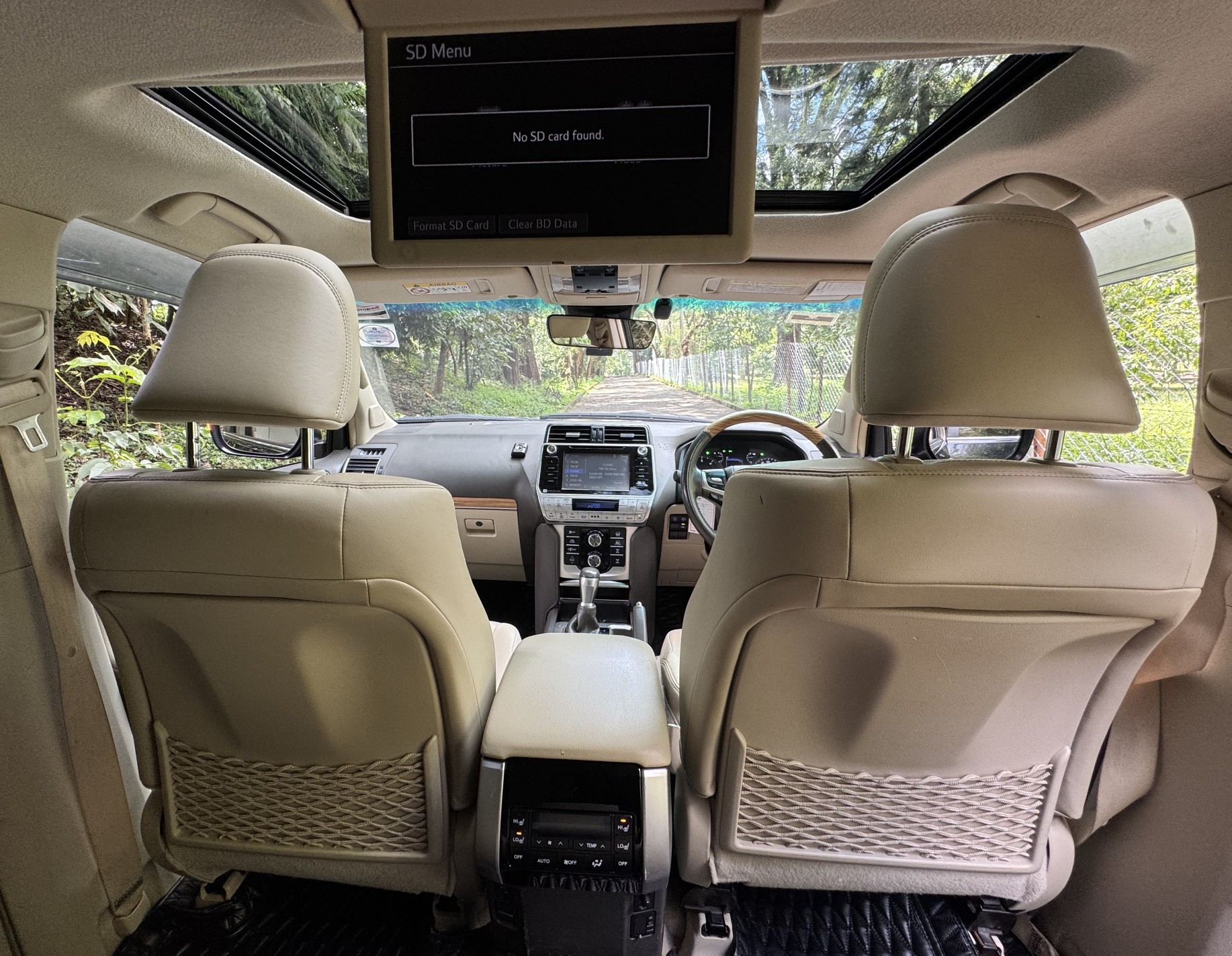 TOYOTA LANDCRUISER PRADO KAKADU