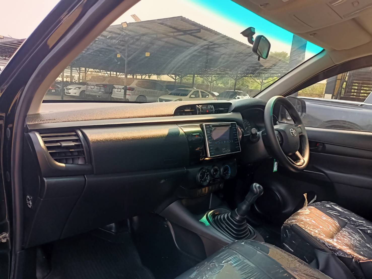 TOYOTA HILUX HIGHRIDER