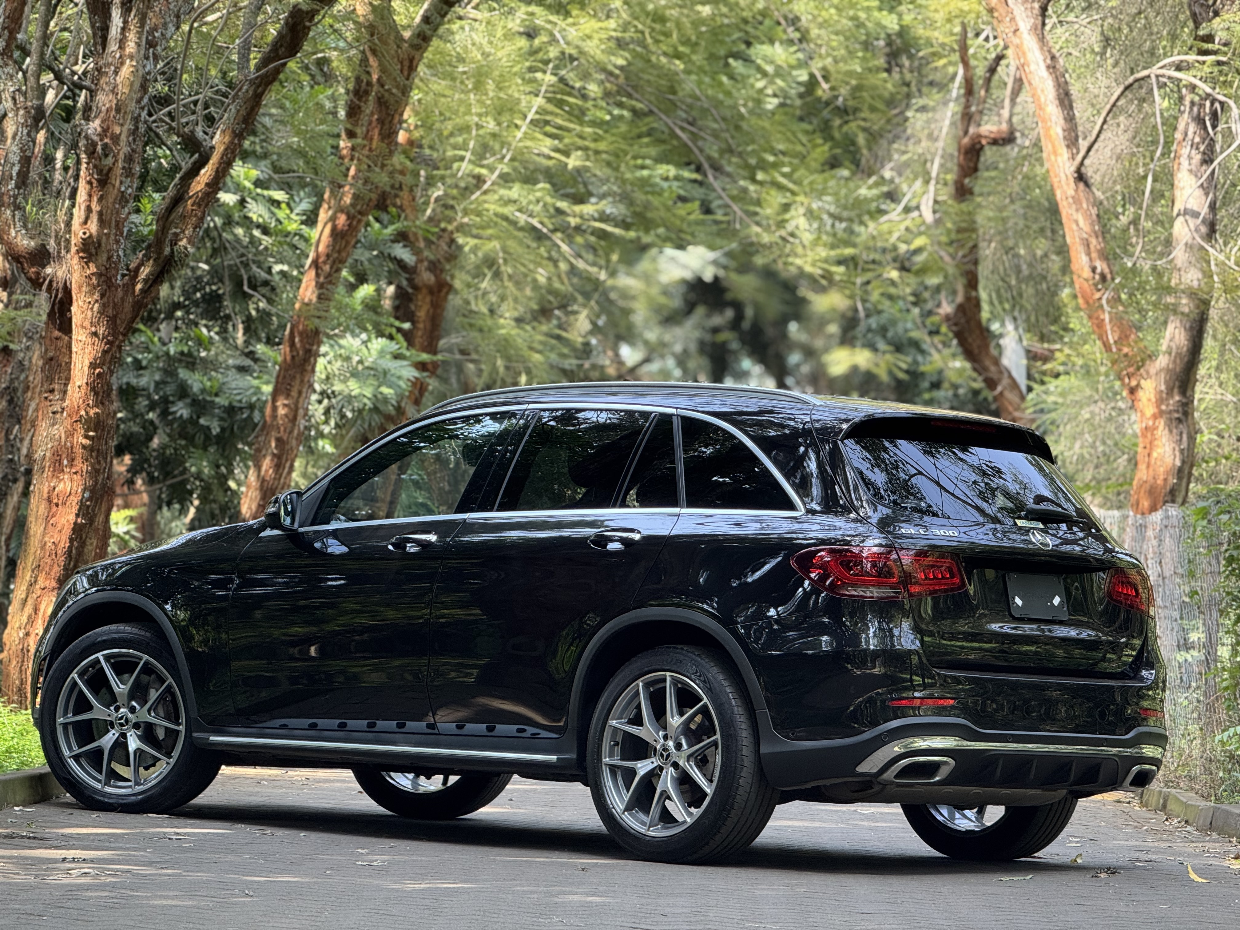 2019 MERCEDES BENZ GLC300