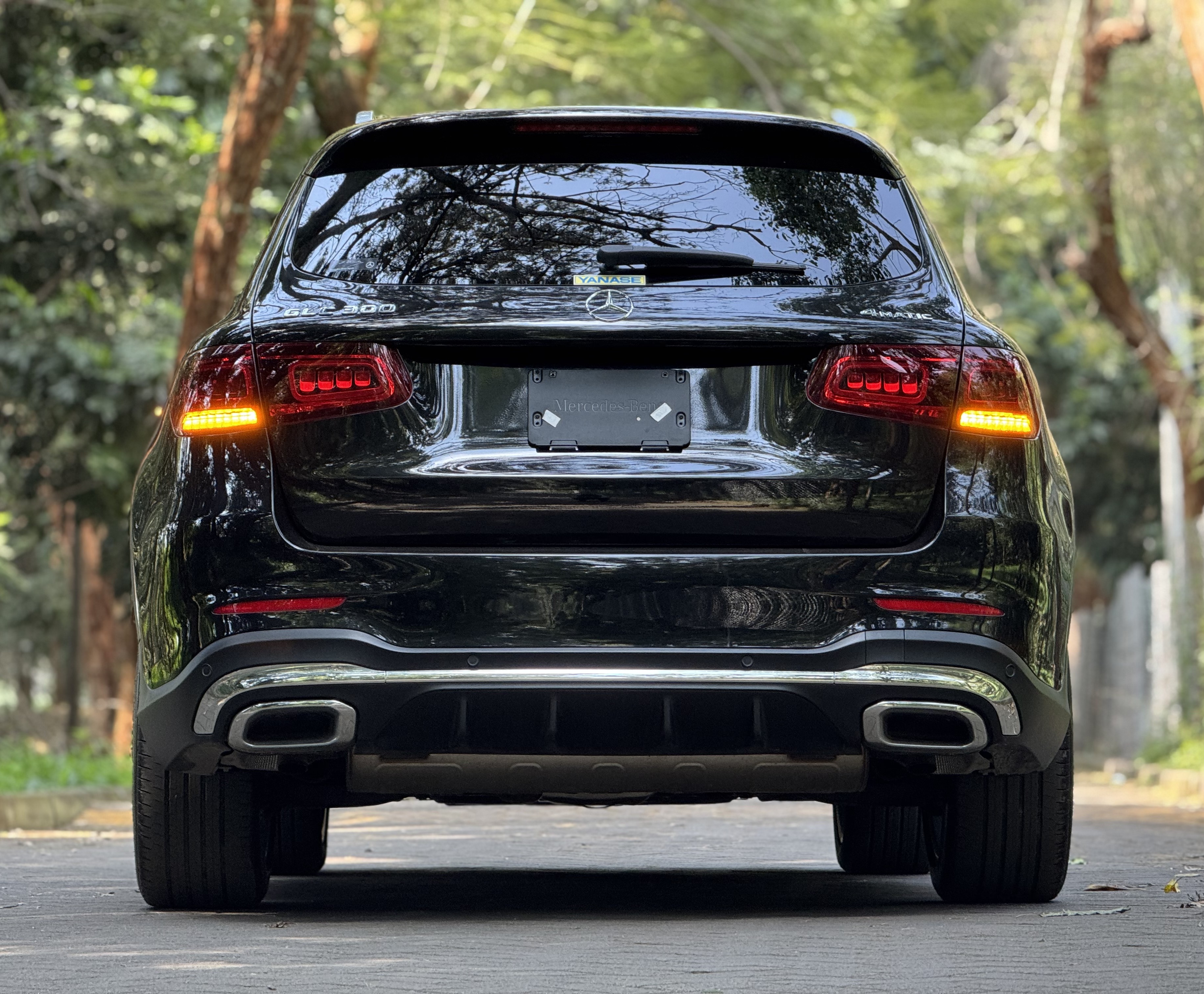 2019 MERCEDES BENZ GLC300