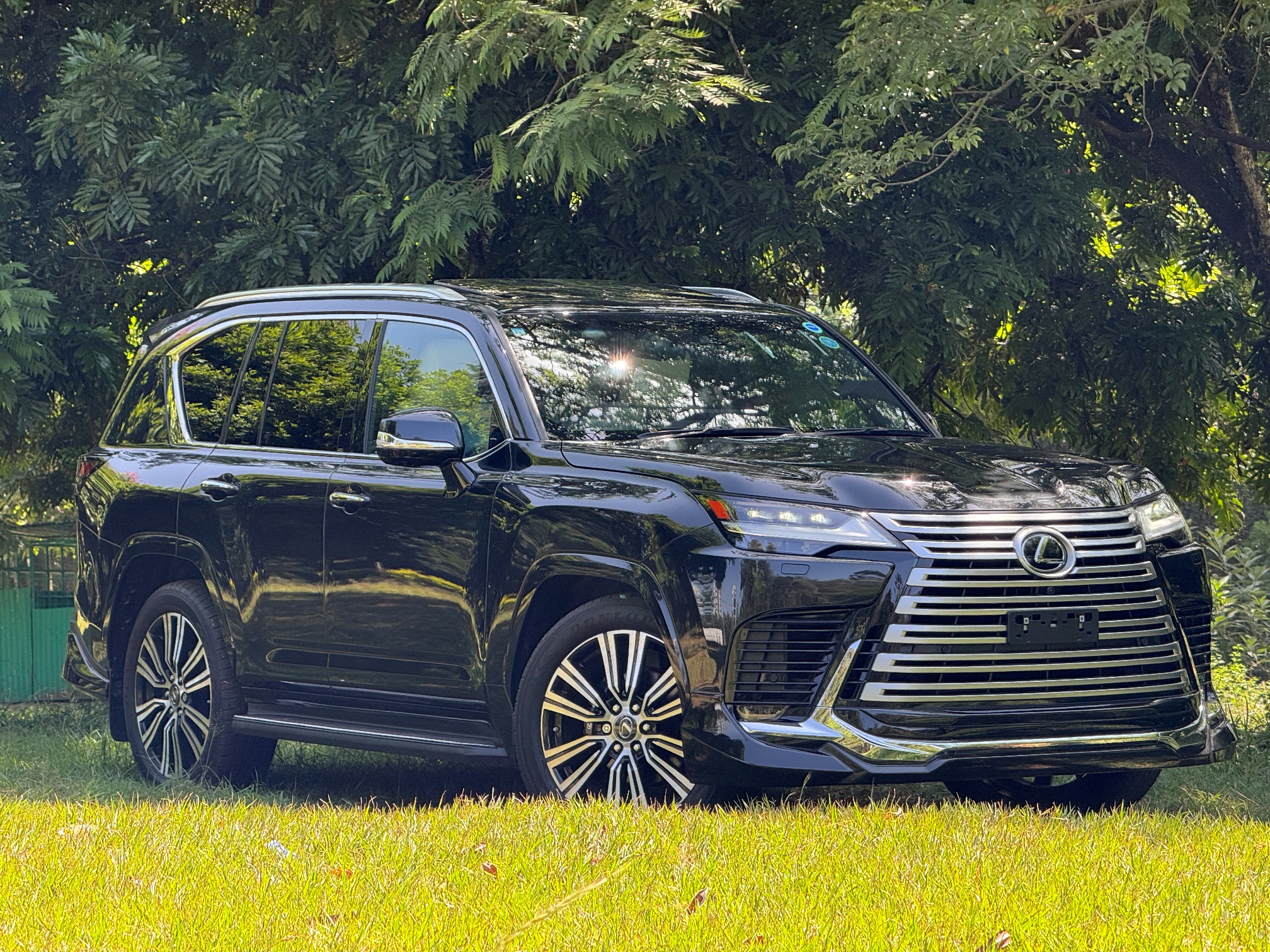 2023 LEXUS LX600