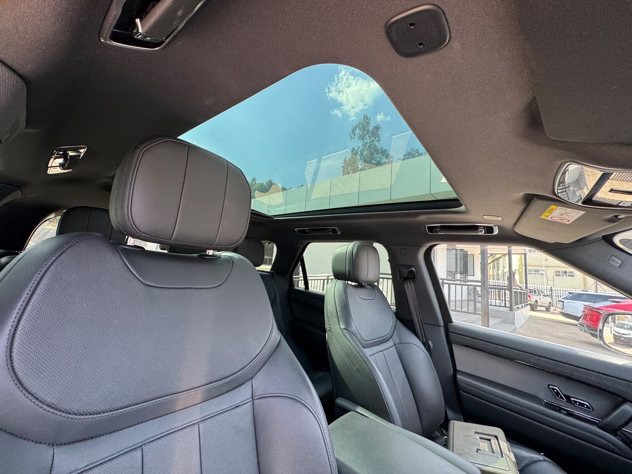 2023 RANGE ROVER SPORT