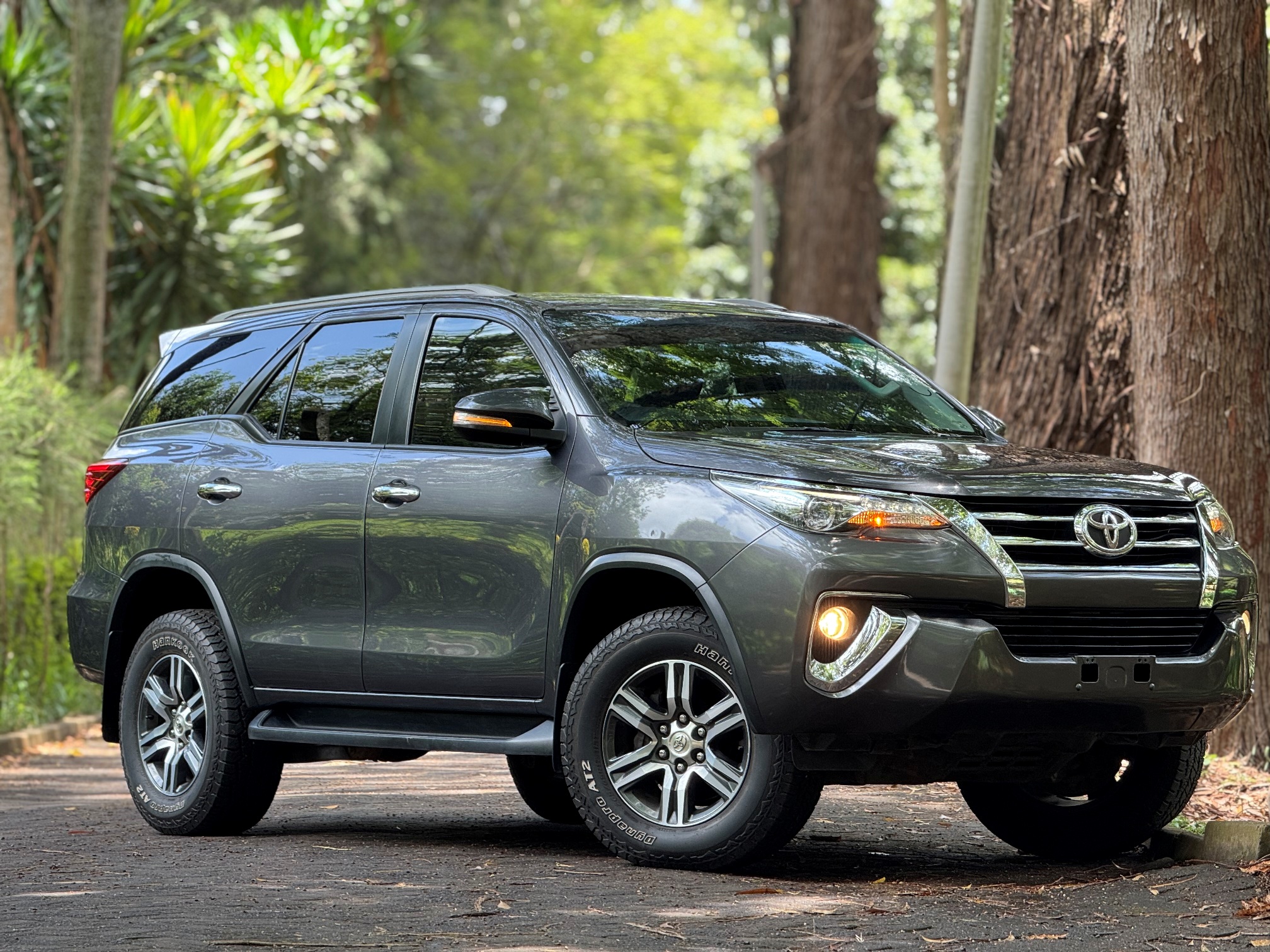 TOYOTA FORTUNER