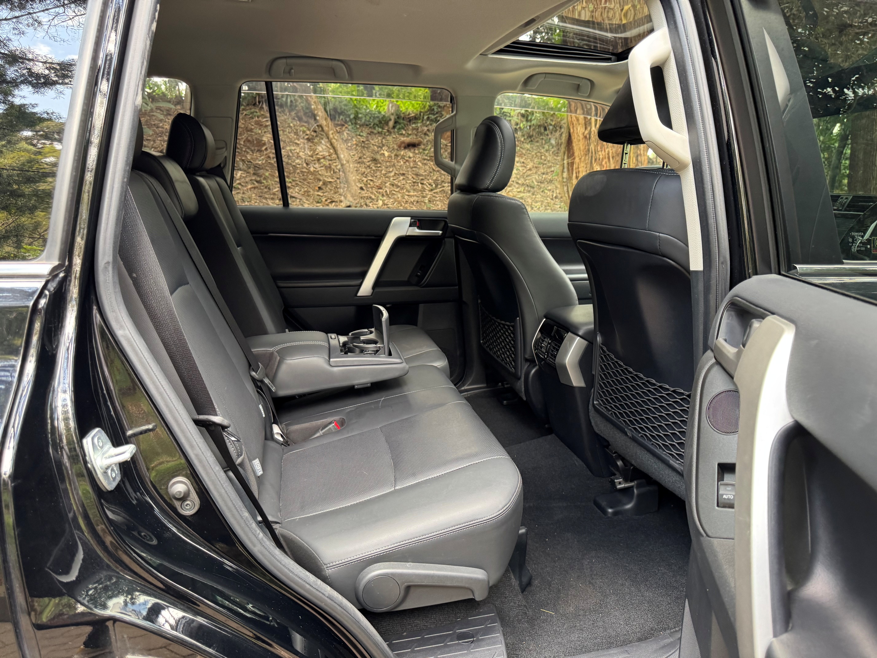 TOYOTA LANDCRUISER PRADO TZ.G