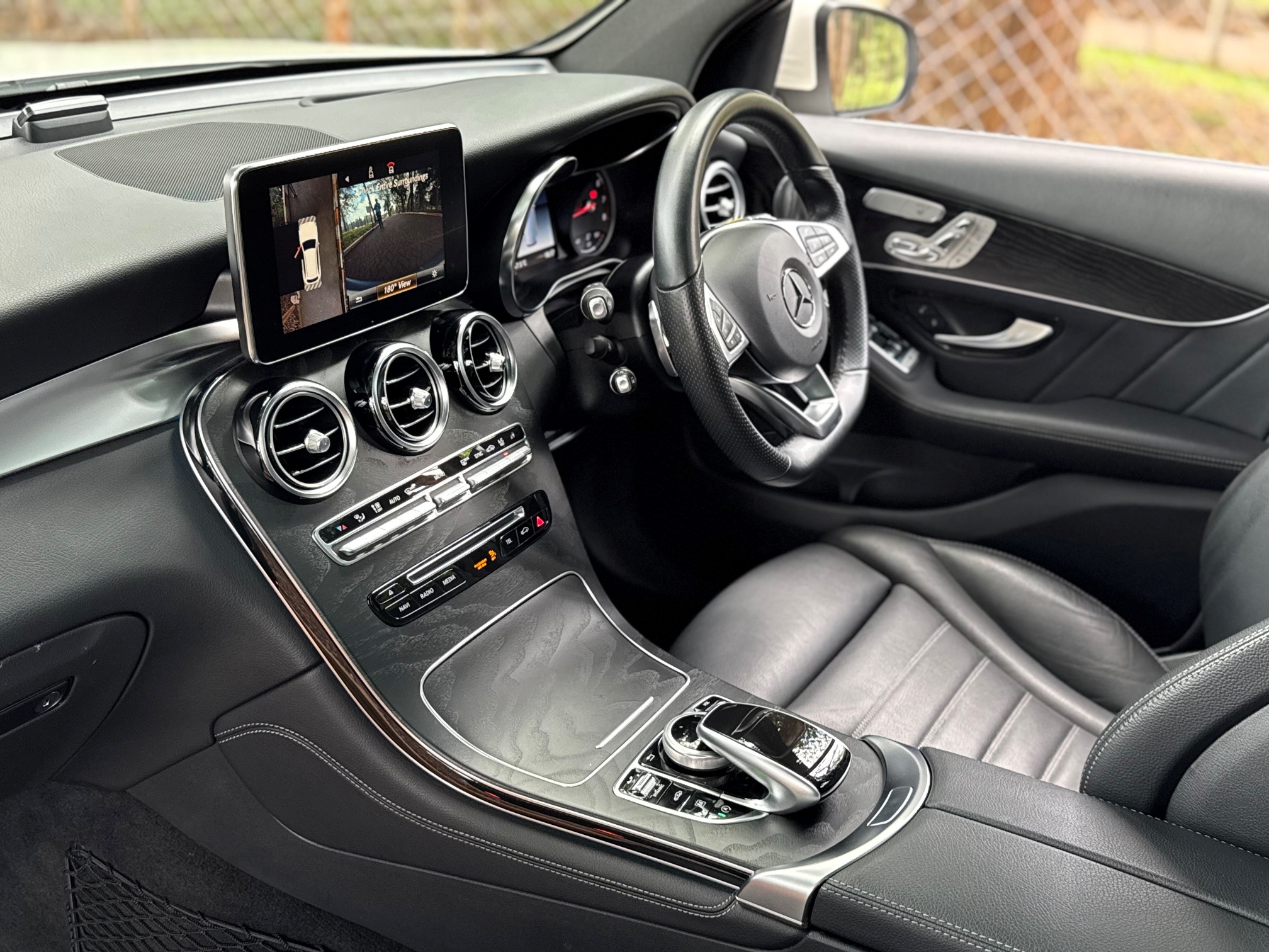 MERCEDES BENZ GLC250 4MATIC