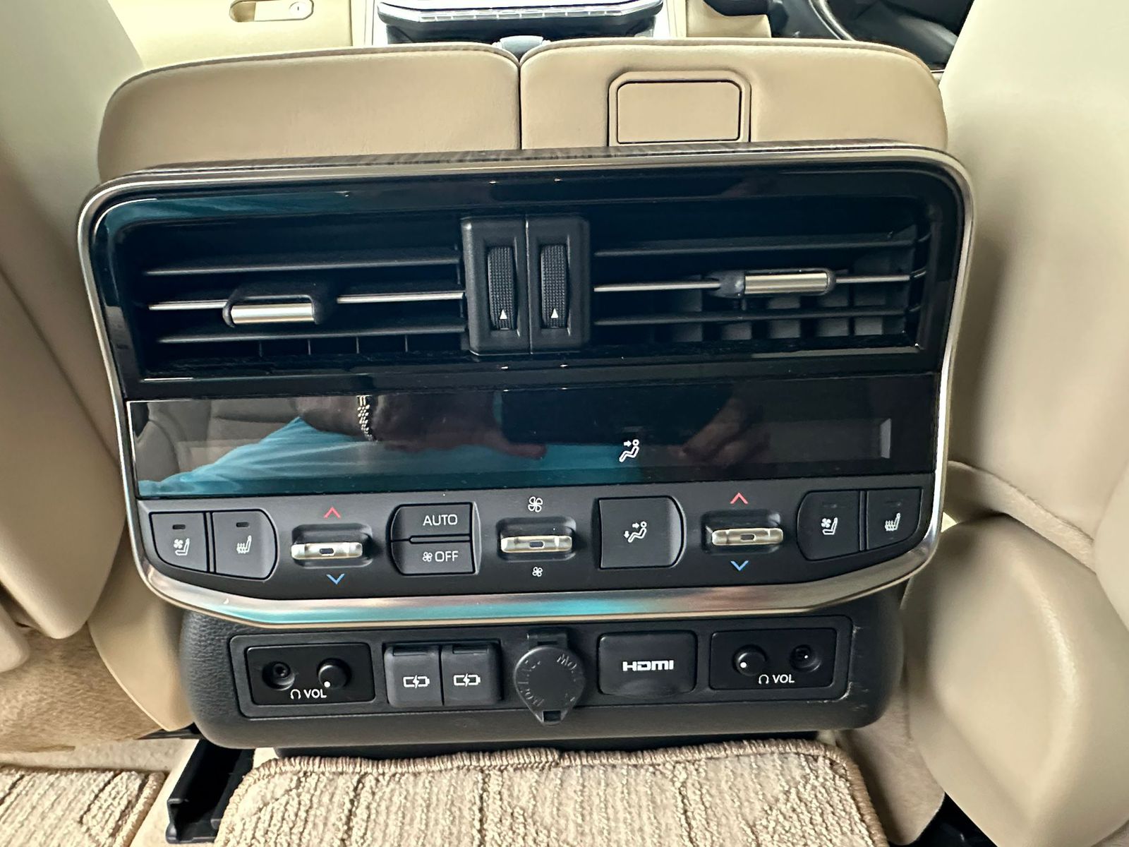TOYOTA LANDCRUISER LC300 ZX