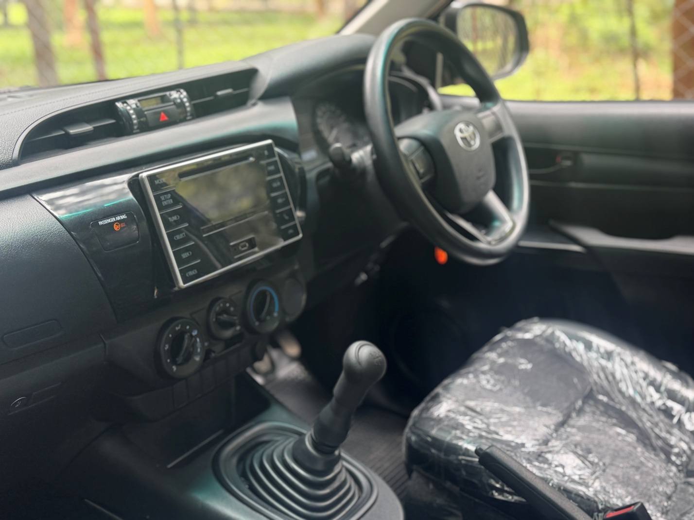 TOYOTA HILUX HIGH RIDER