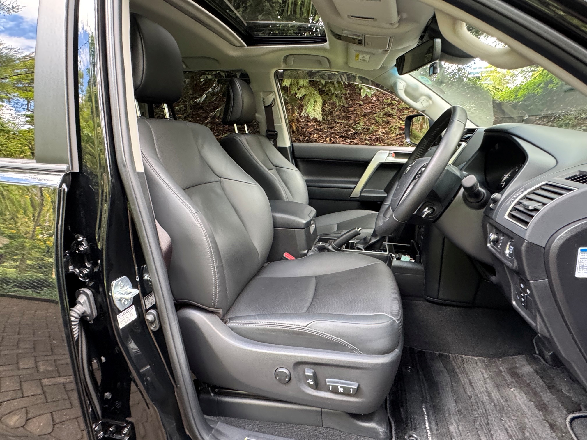 TOYOTA LANDCRUISER PRADO TX.L