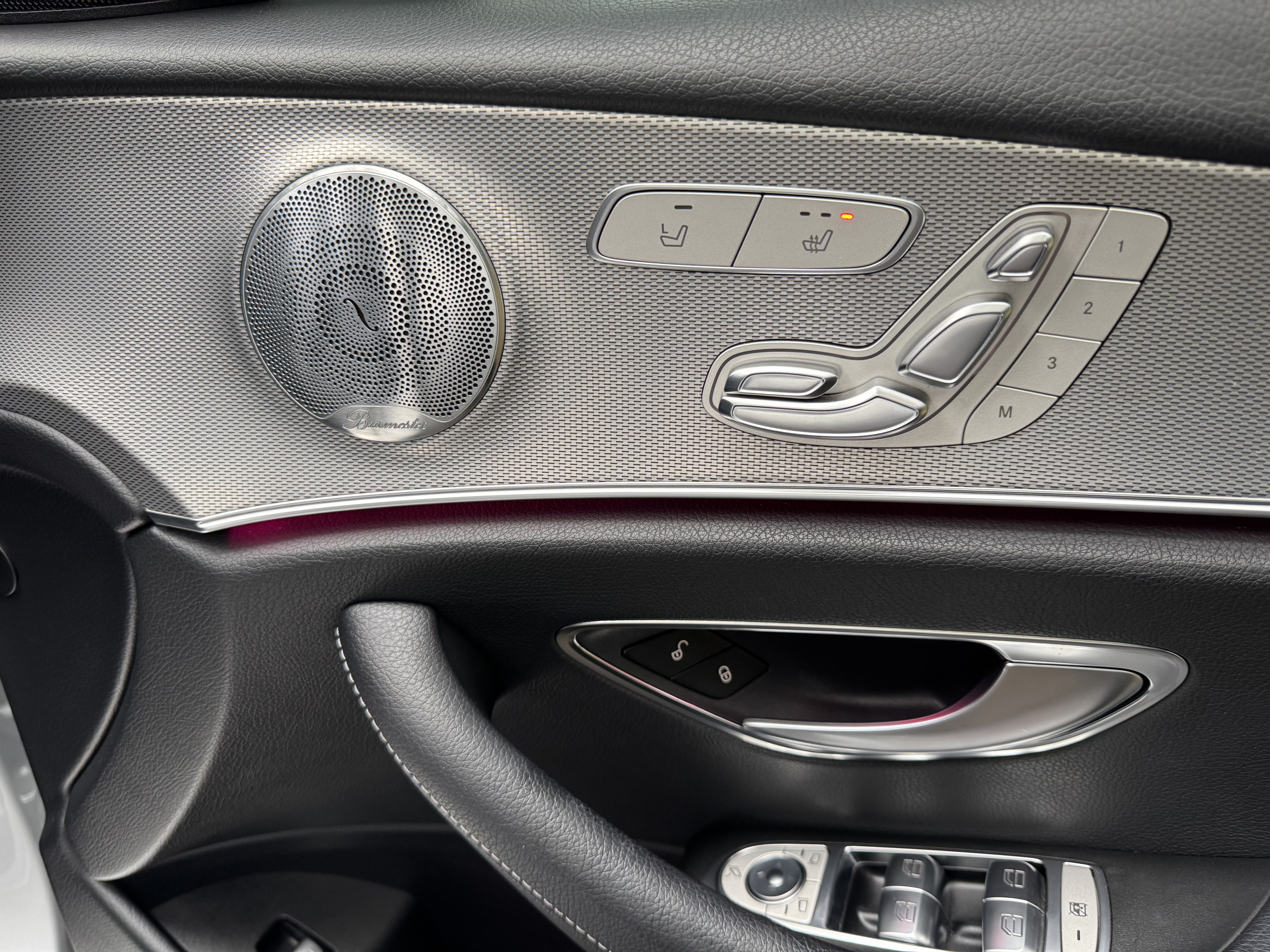 2017 MERCEDES BENZ E200