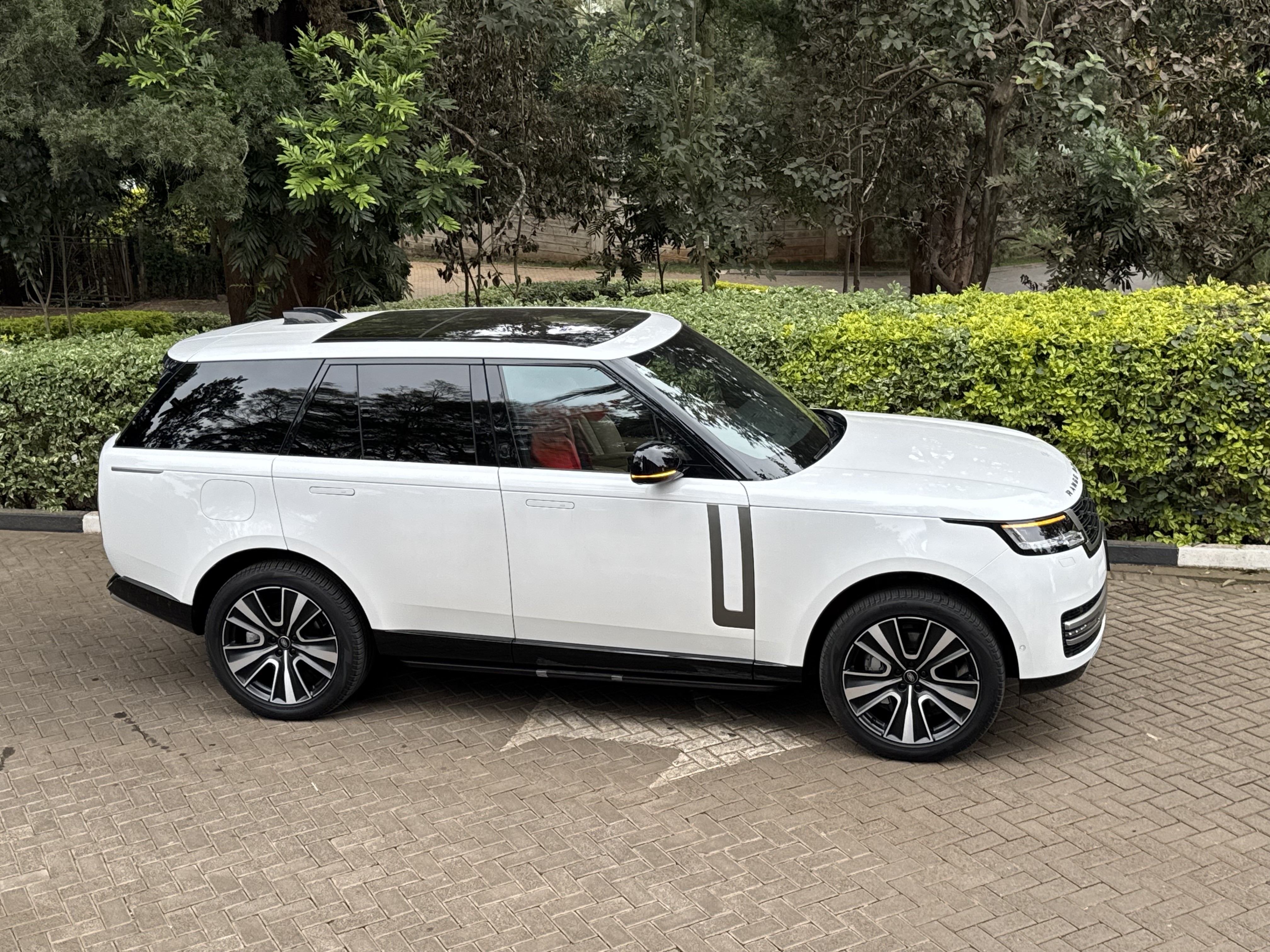 2023 RANGE ROVER VOGUE D300