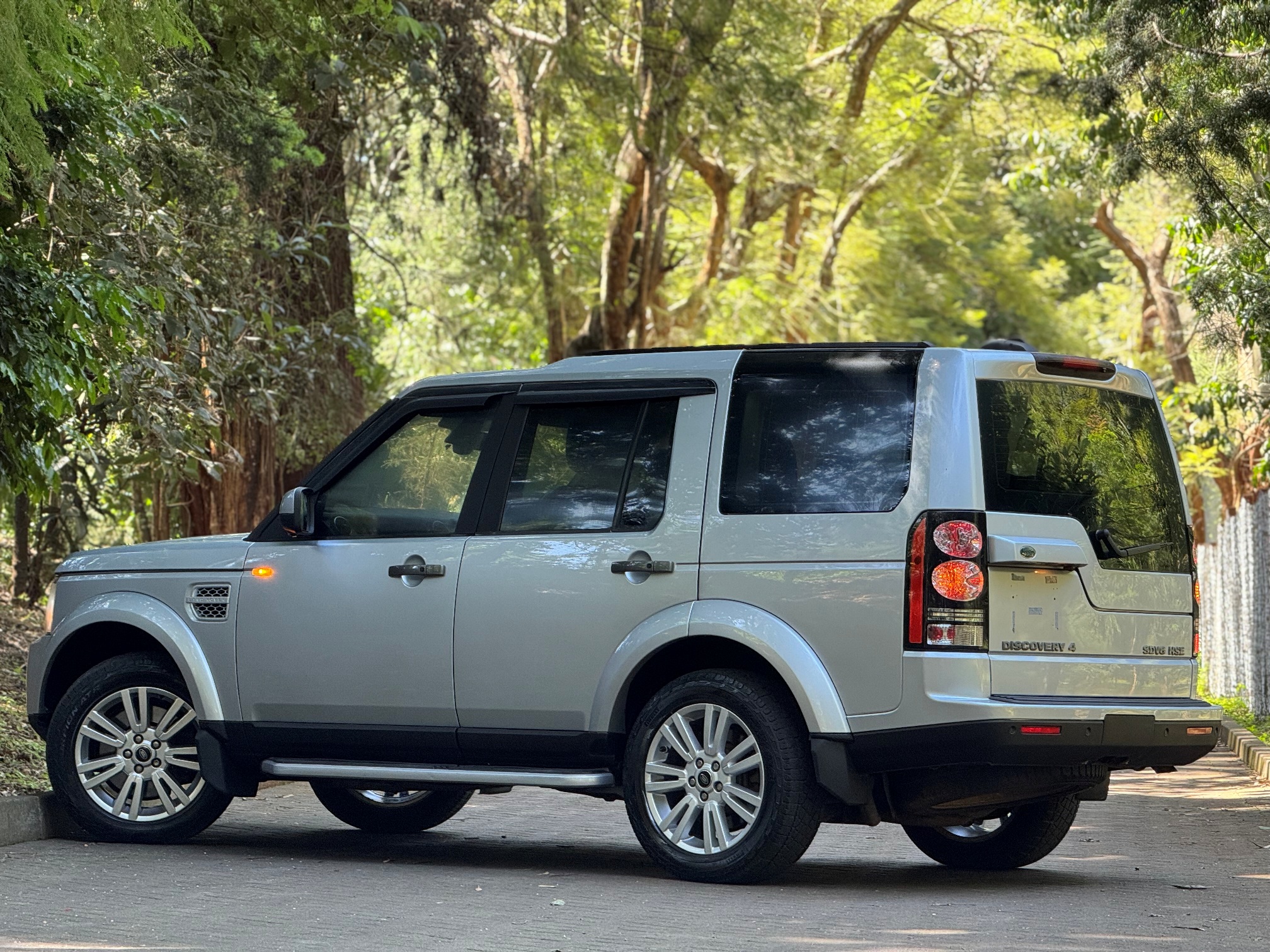 LANDROVER DISCOVERY 4