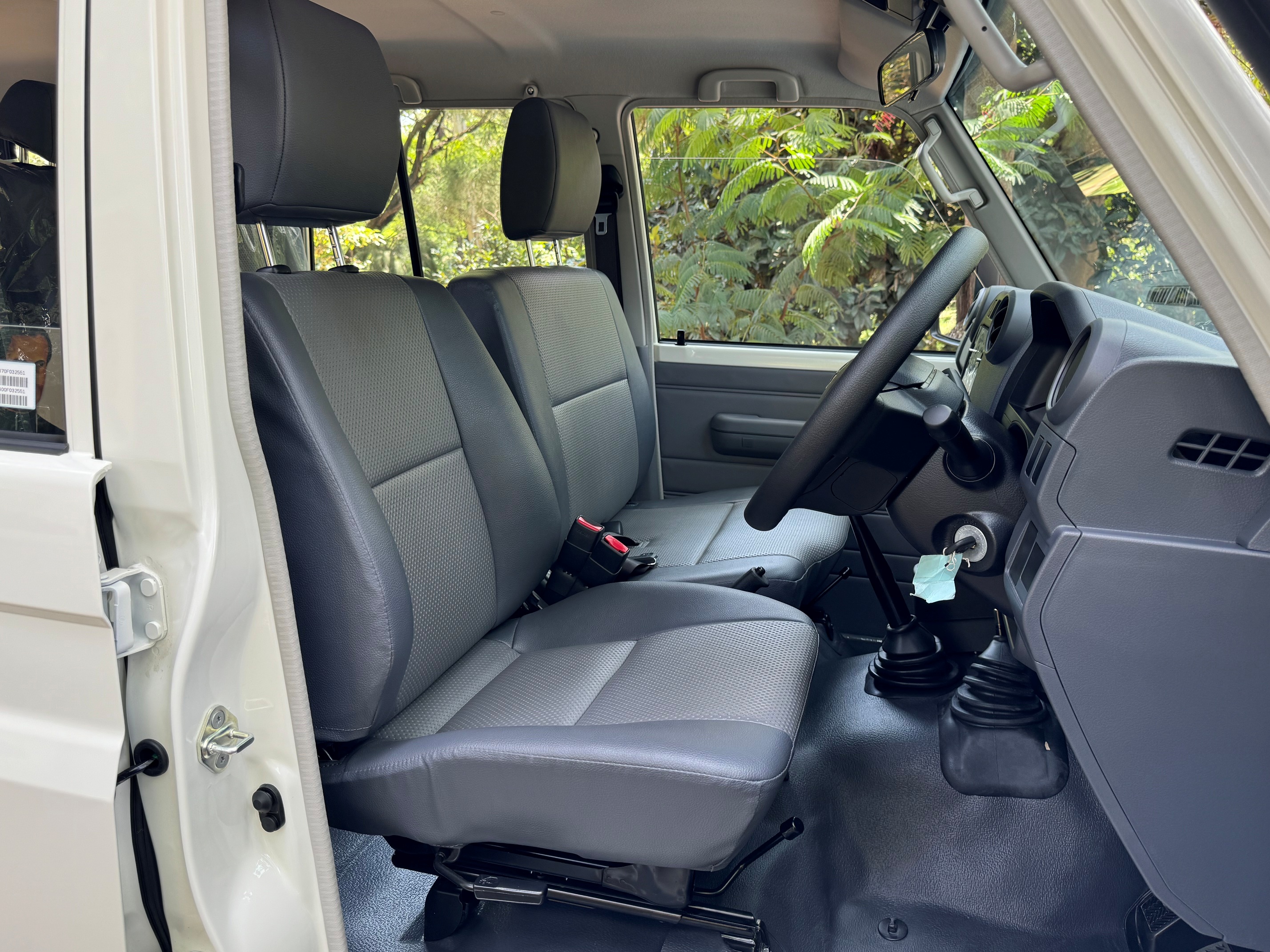 BRAND NEW TOYOTA LANDCRUISER 76 SERIES