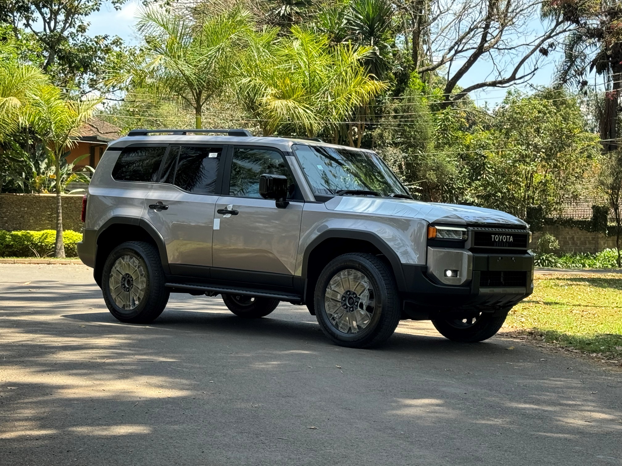 TOYOTA LANDCRUISER PRADO J250