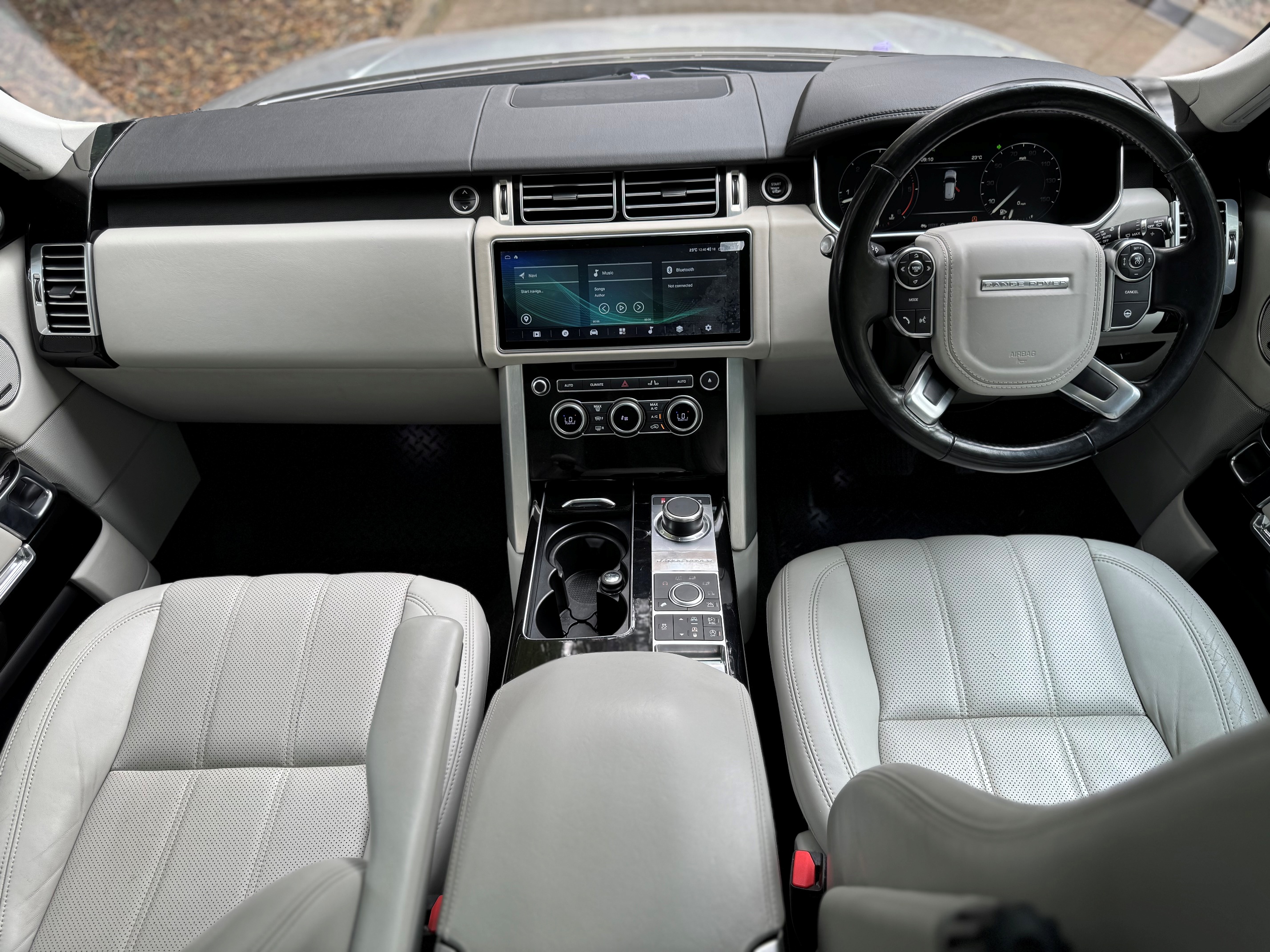 RANGE ROVER VOGUE