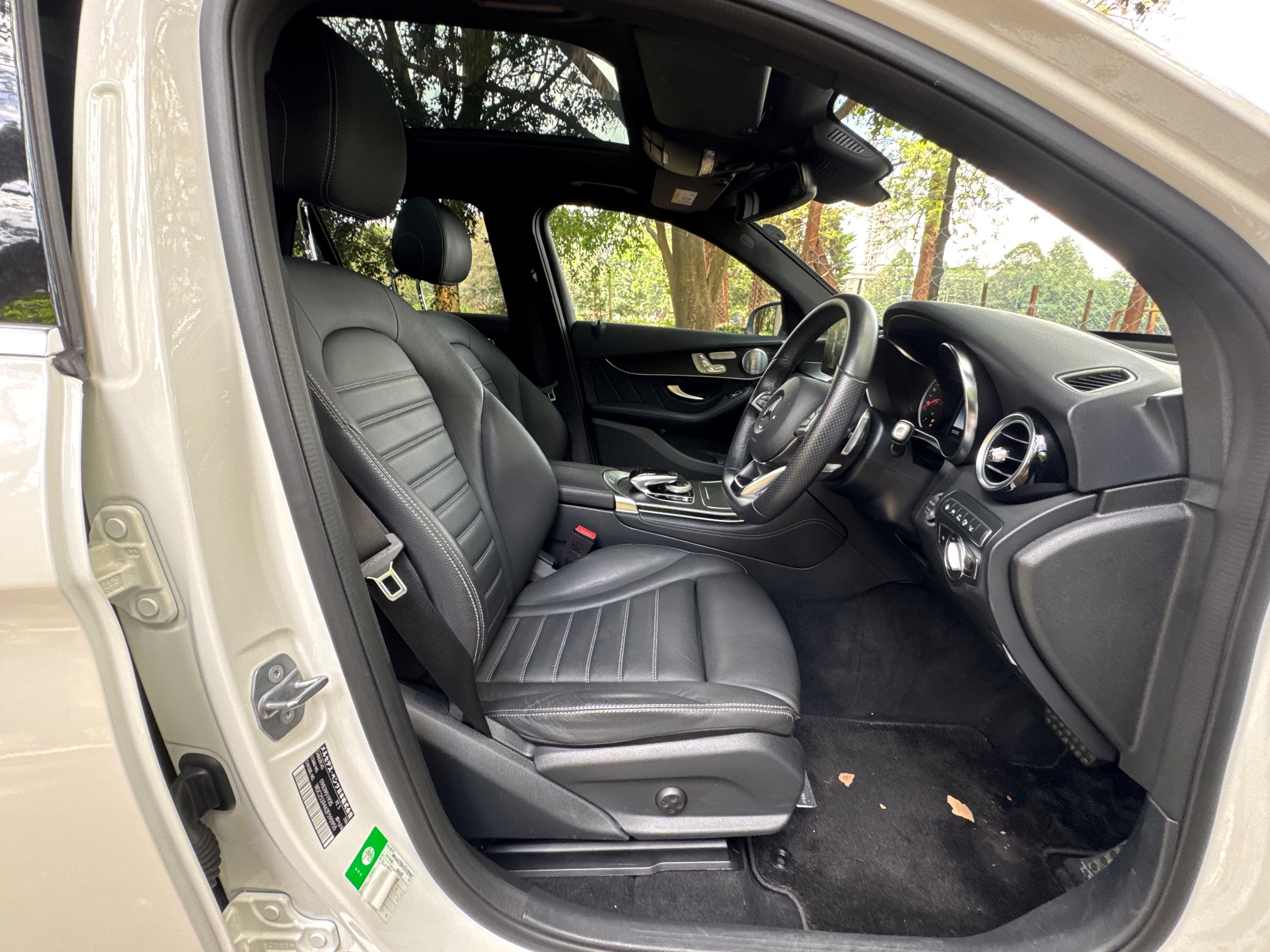 MERCEDES BENZ GLC250 4MATIC