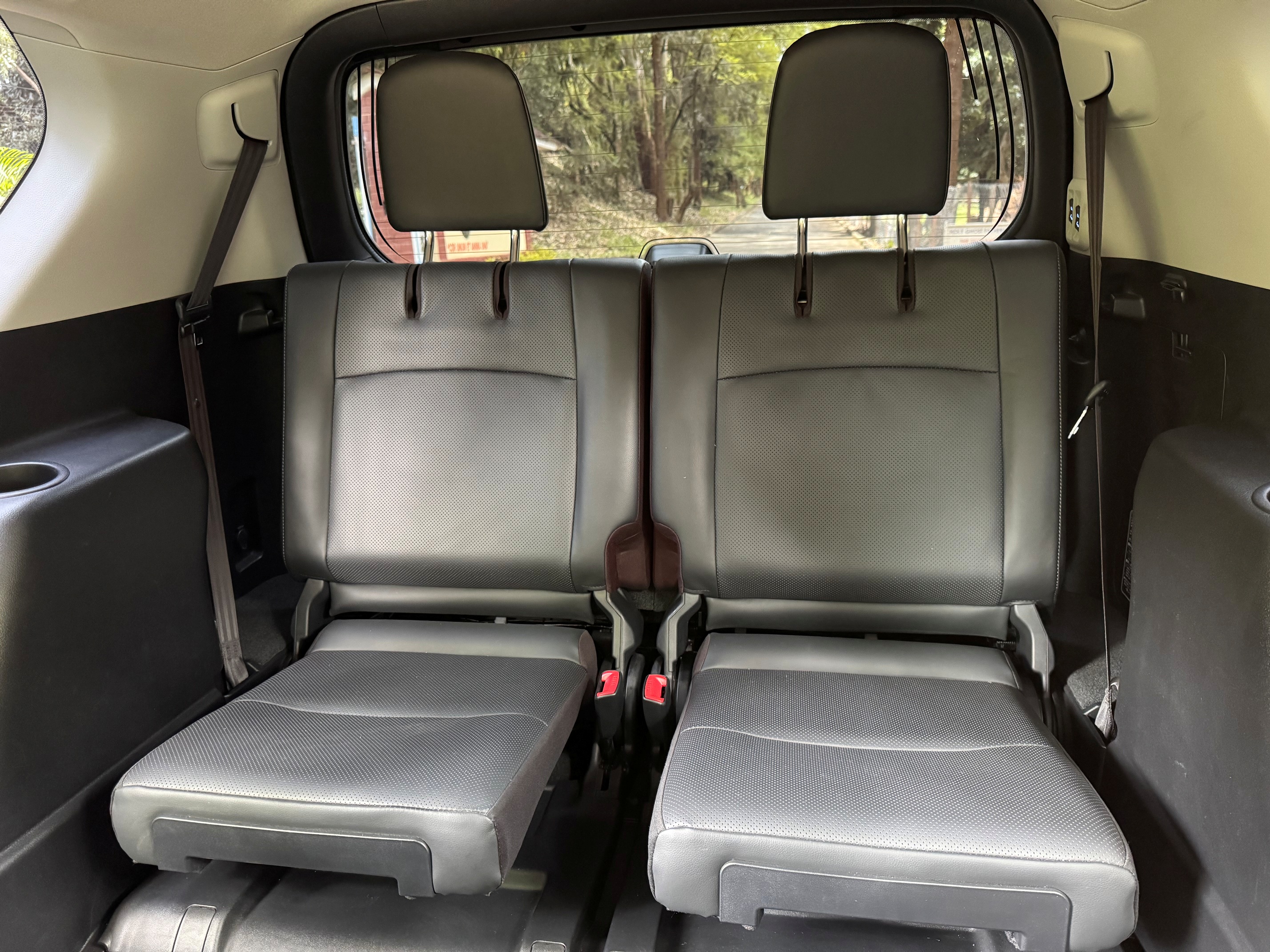 TOYOTA LANDCRUISER PRADO