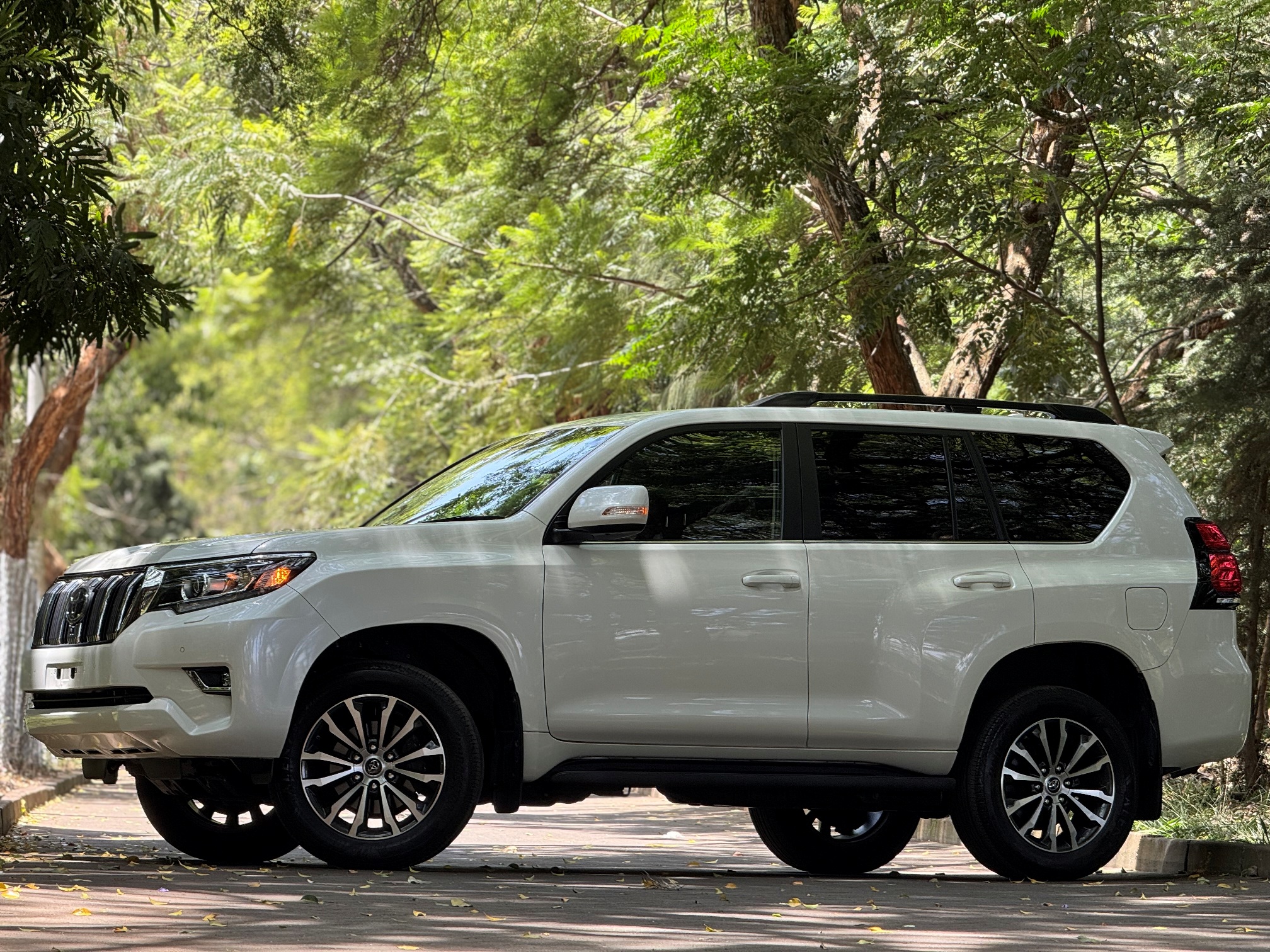 TOYOTA LANDCRUISER PRADO TX.L