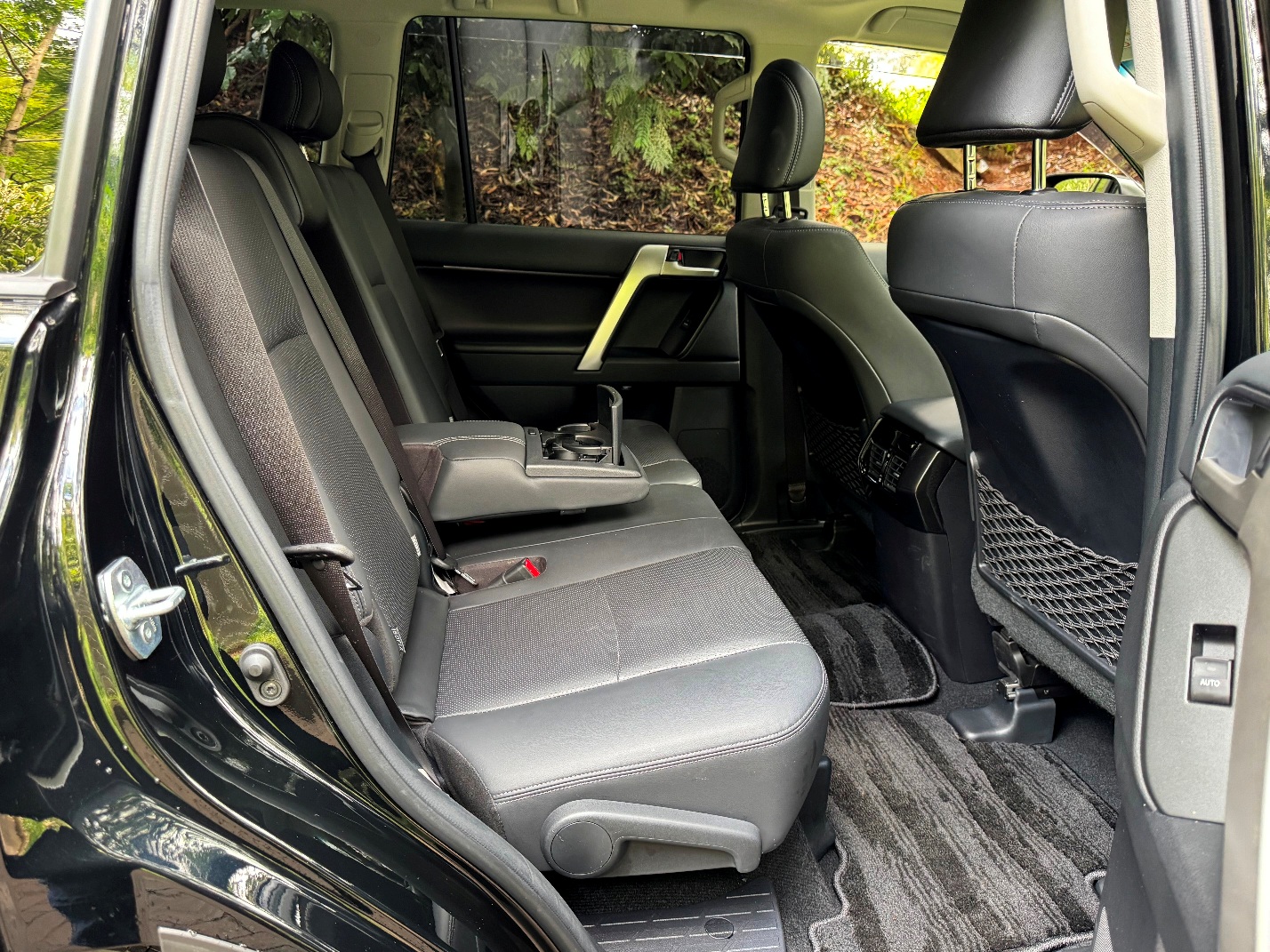 TOYOTA LANDCRUISER PRADO TX.L