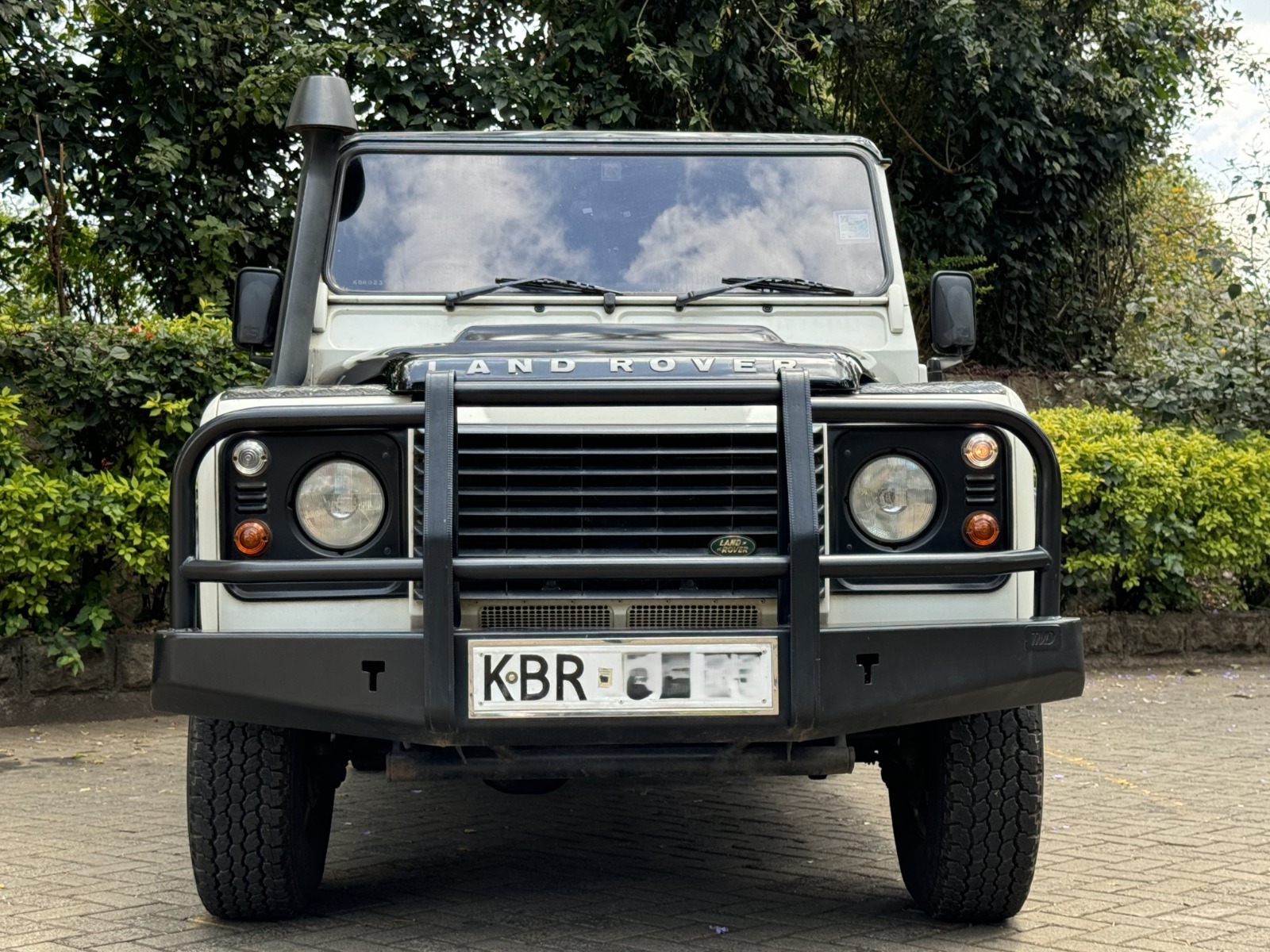 2011 LANDROVER DEFENDER