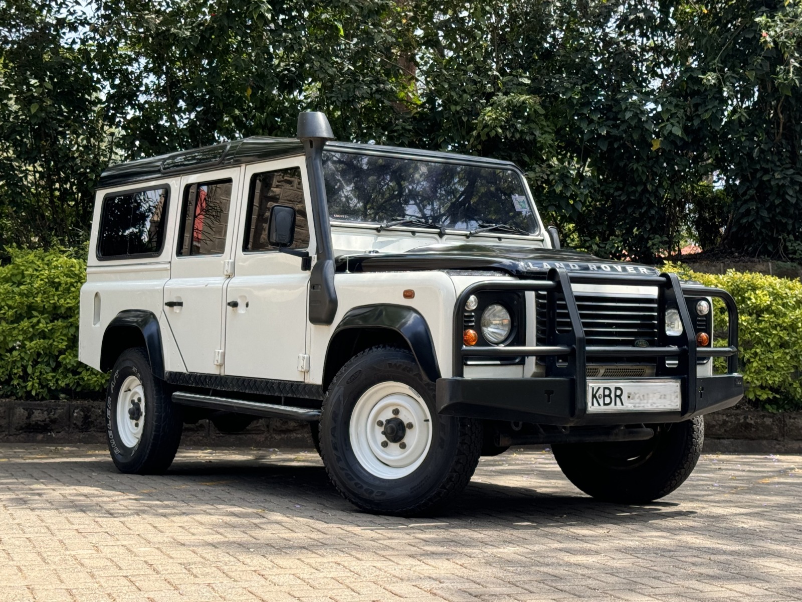 2011 LANDROVER DEFENDER