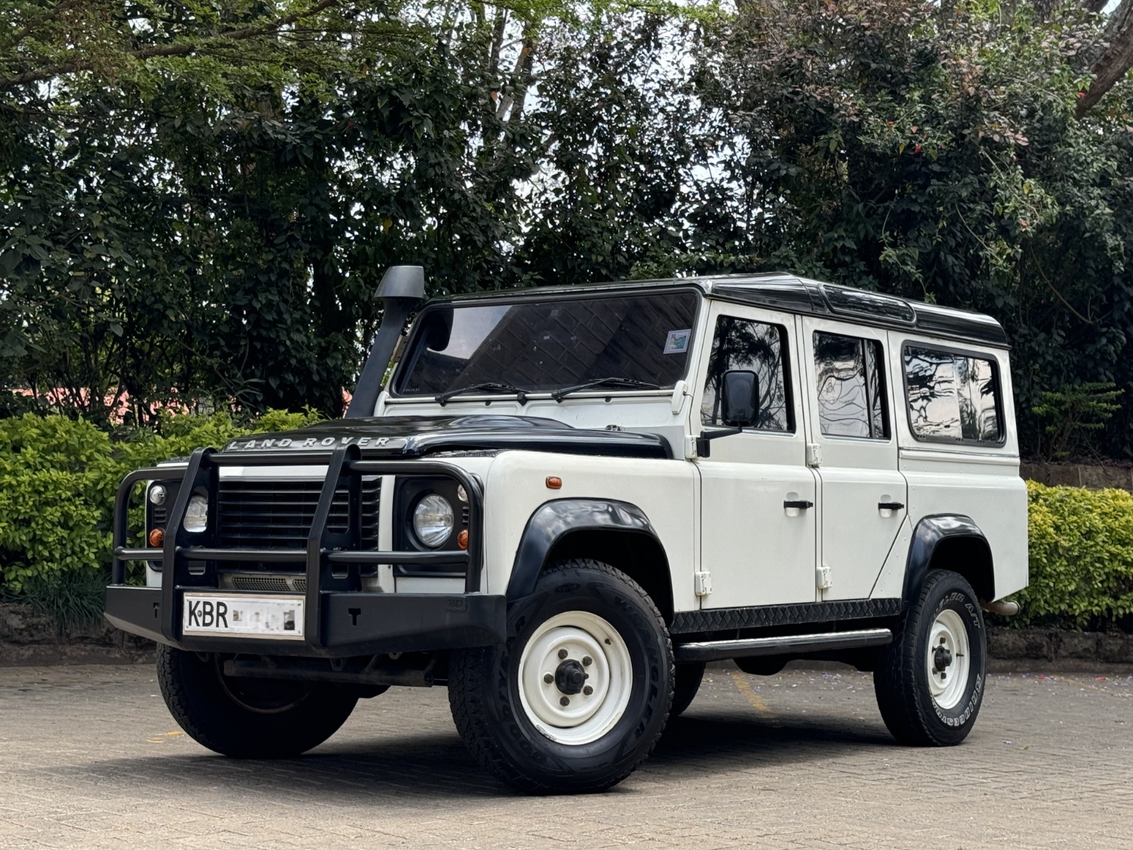 2011 LANDROVER DEFENDER