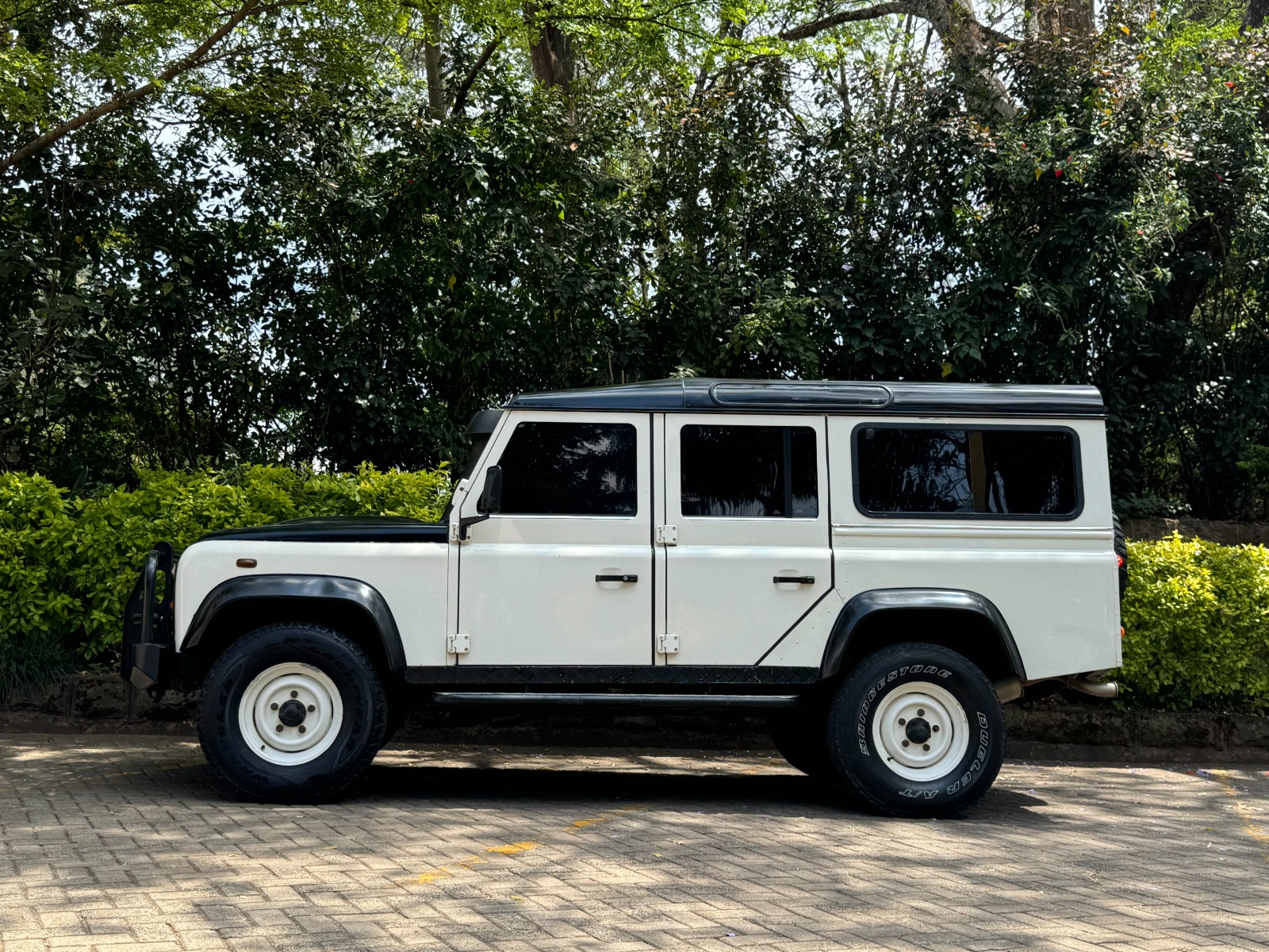 2011 LANDROVER DEFENDER