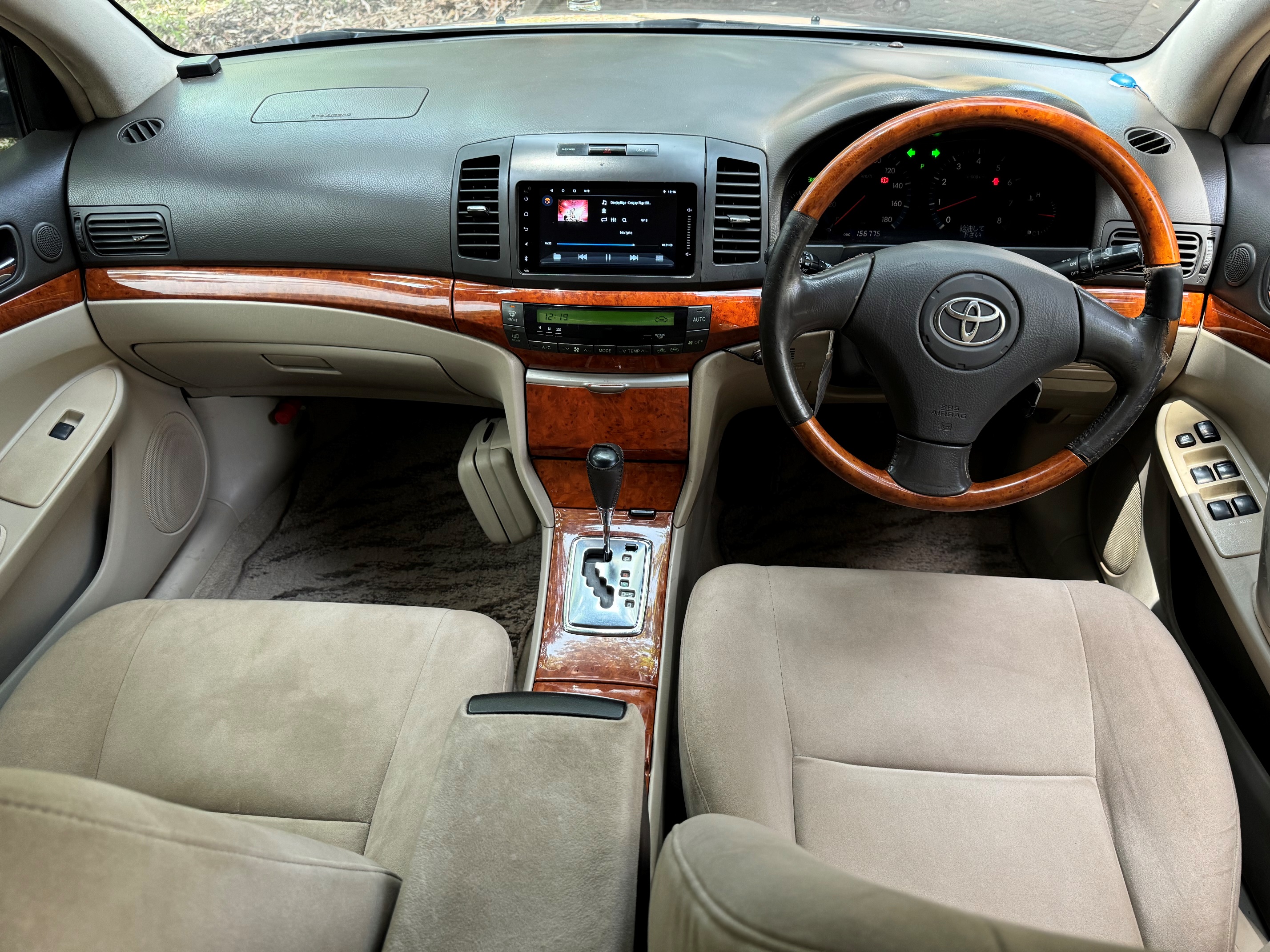 TOYOTA PREMIO G GRADE