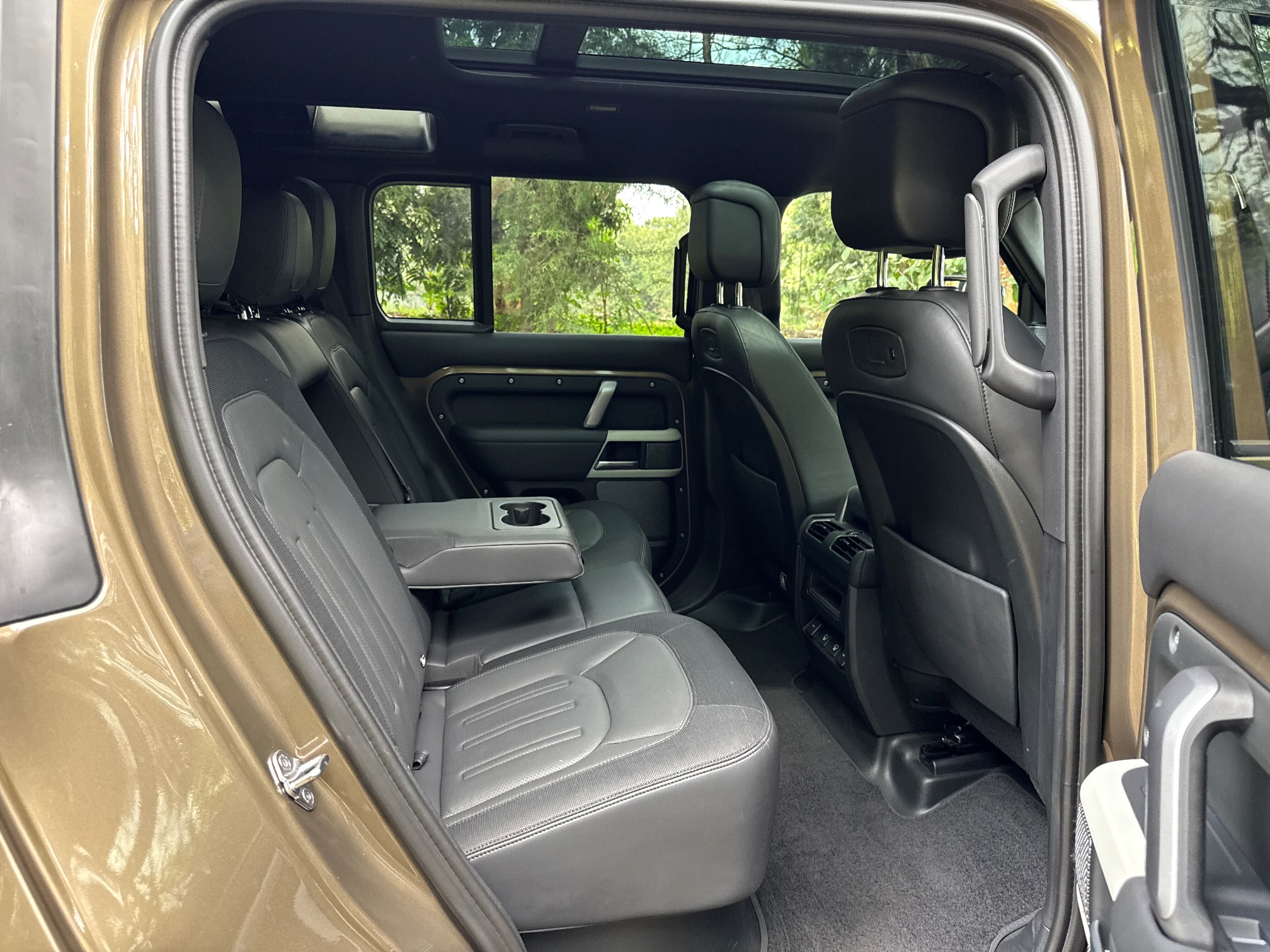 LANDROVER DEFENDER HSE D250