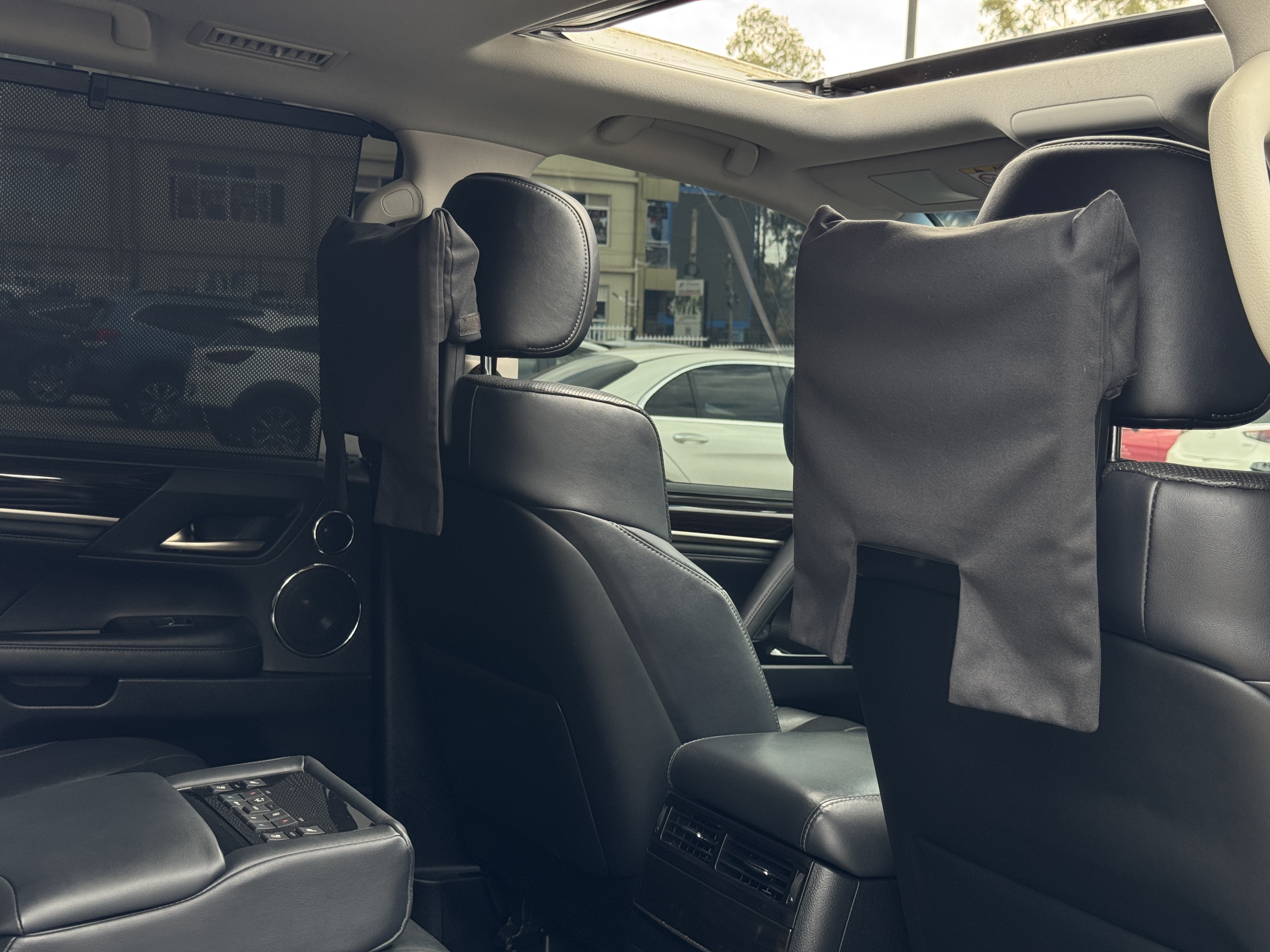 2017 LEXUS LX450d
