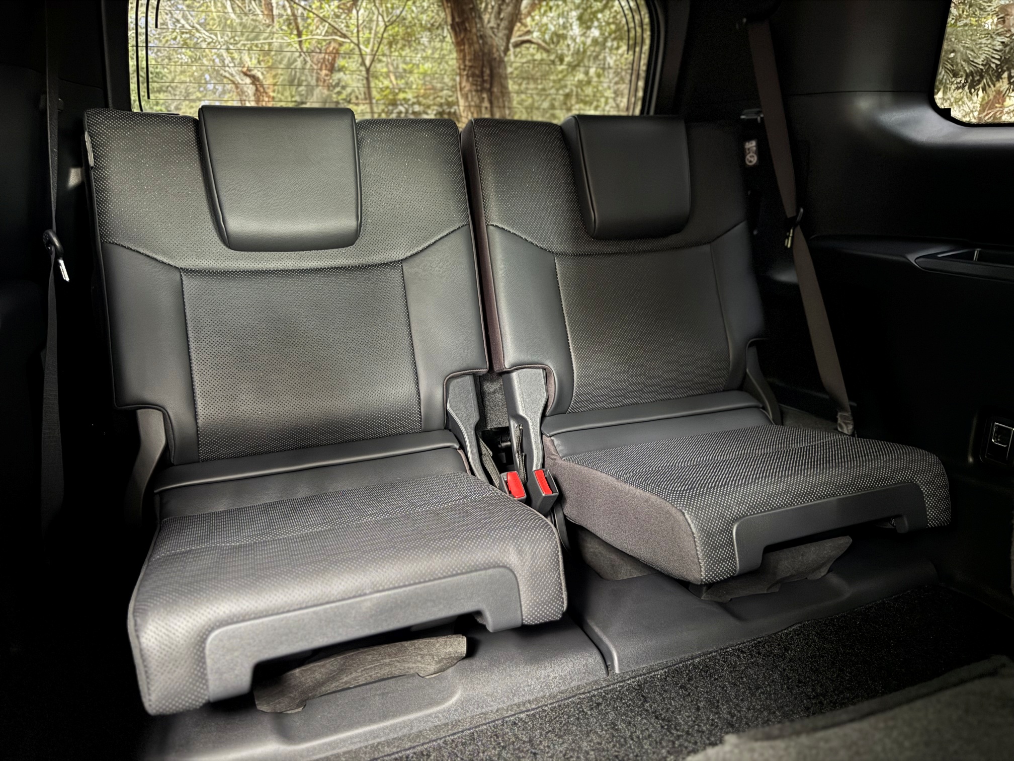 2024 TOYOTA LANDCRUISER PRADO J250