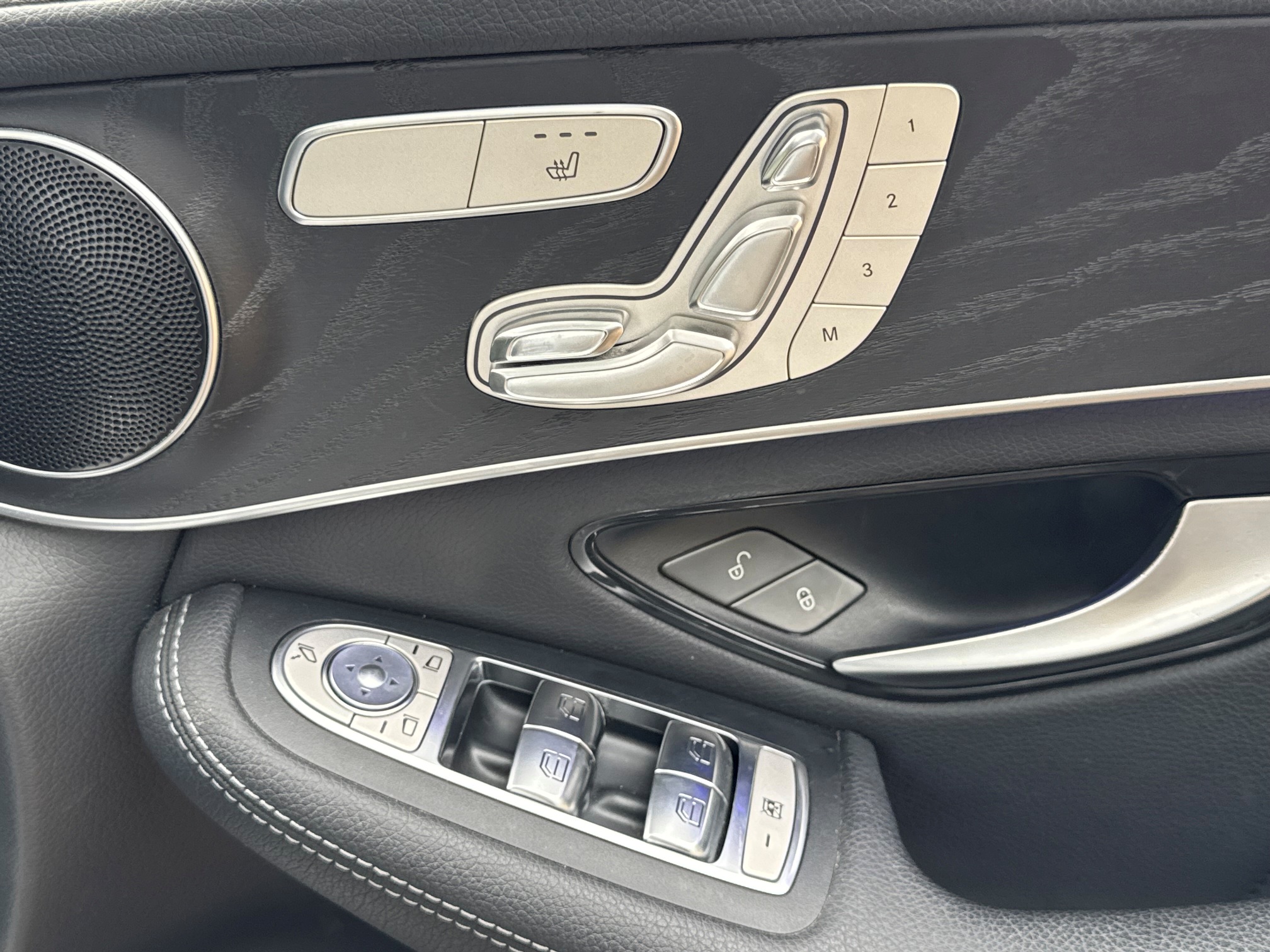 MERCEDES BENZ GLC220d 4MATIC