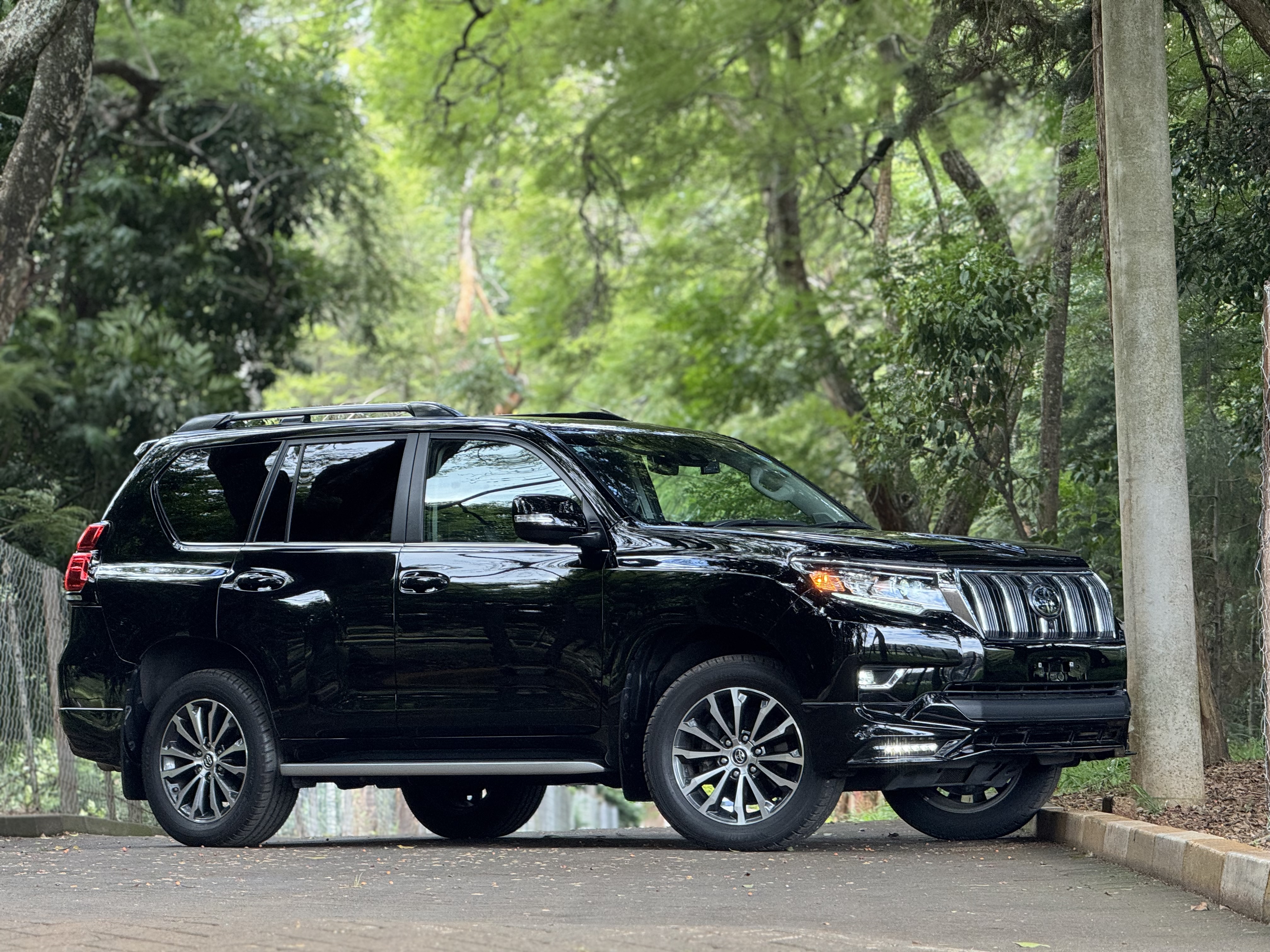 2020 TOYOTA LANDCRUISER TZ.G