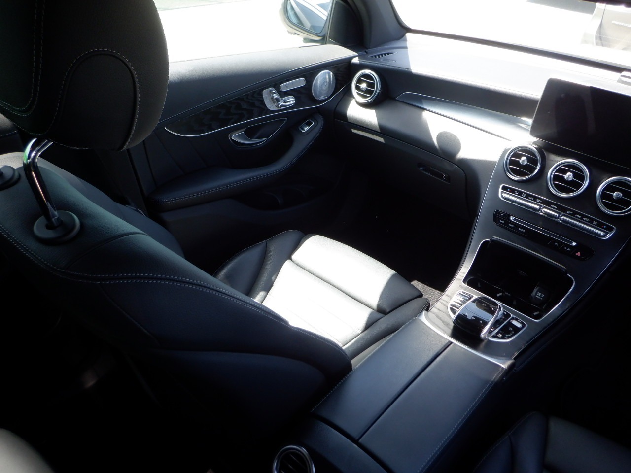 MERCEDES BENZ GLC250 4MATIC