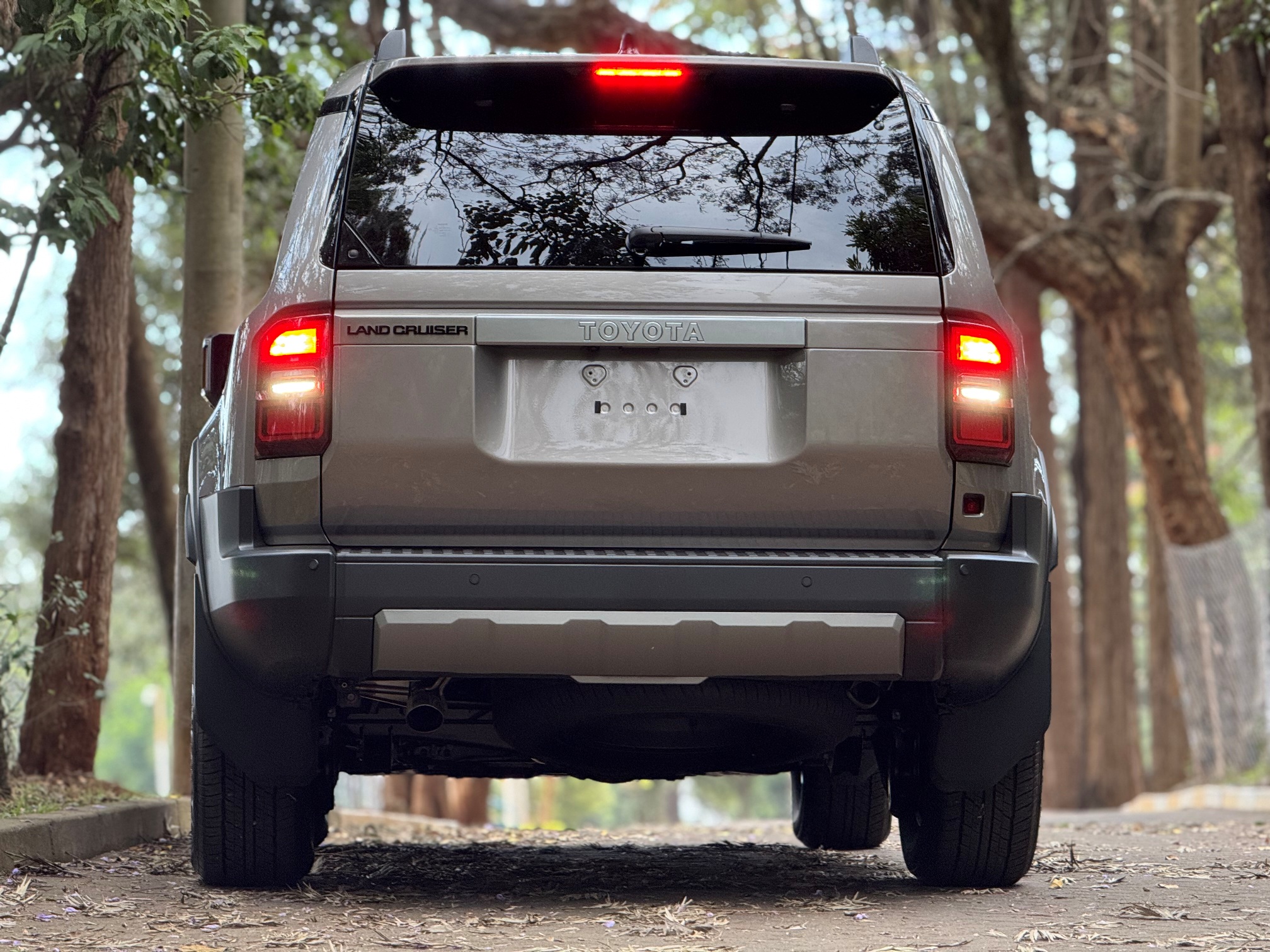 2024 TOYOTA LANDCRUISER PRADO J250