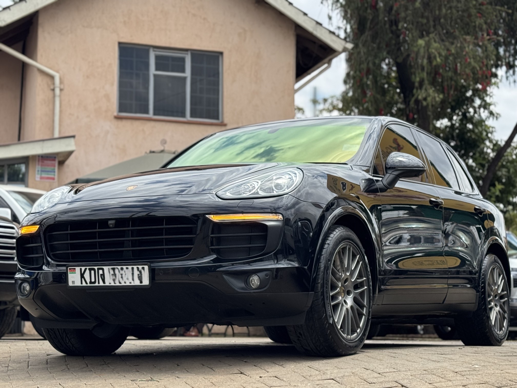 PORSCHE CAYENNE