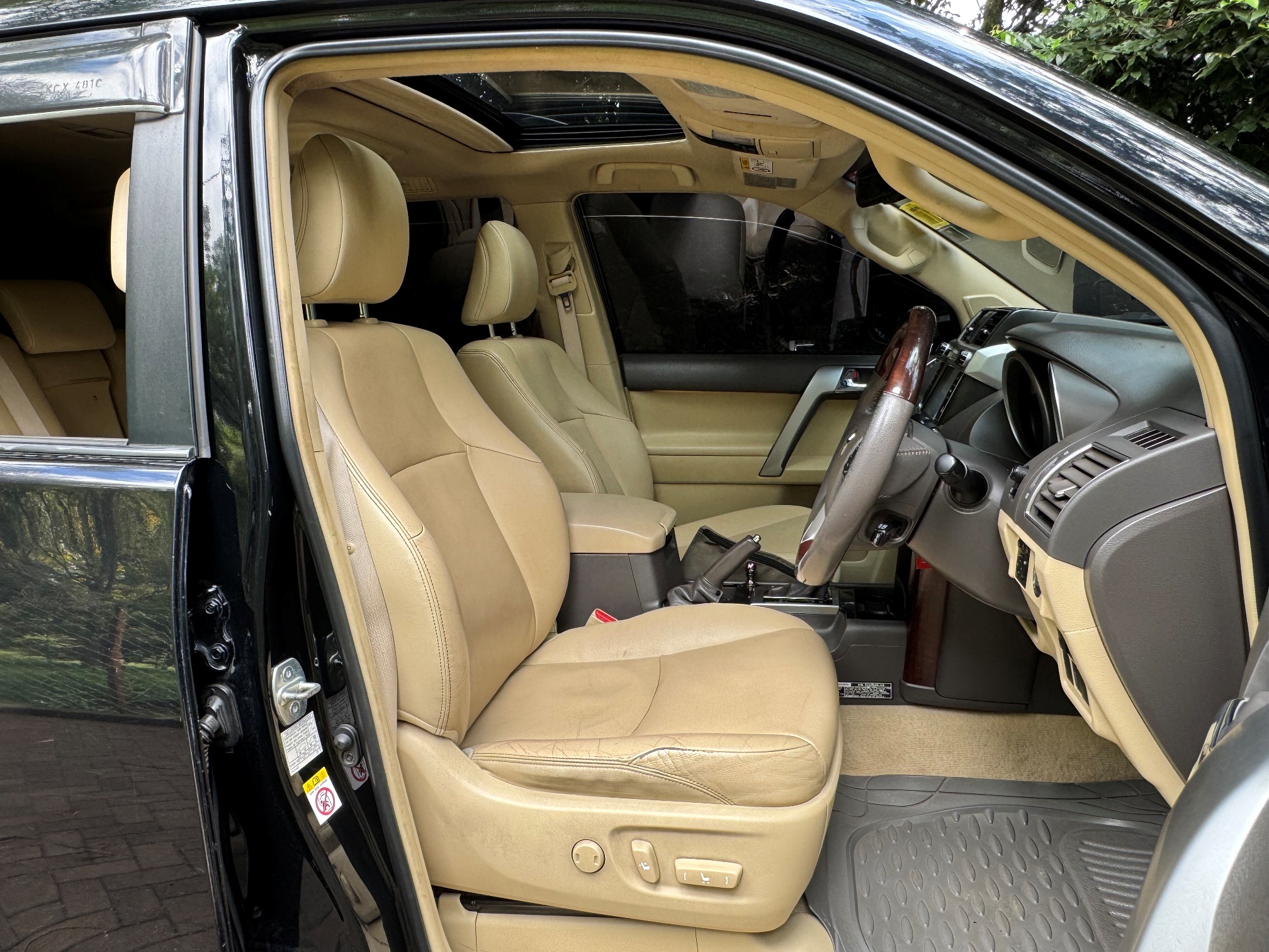 TOYOTA LANDCRUISER PRADO TZ.G