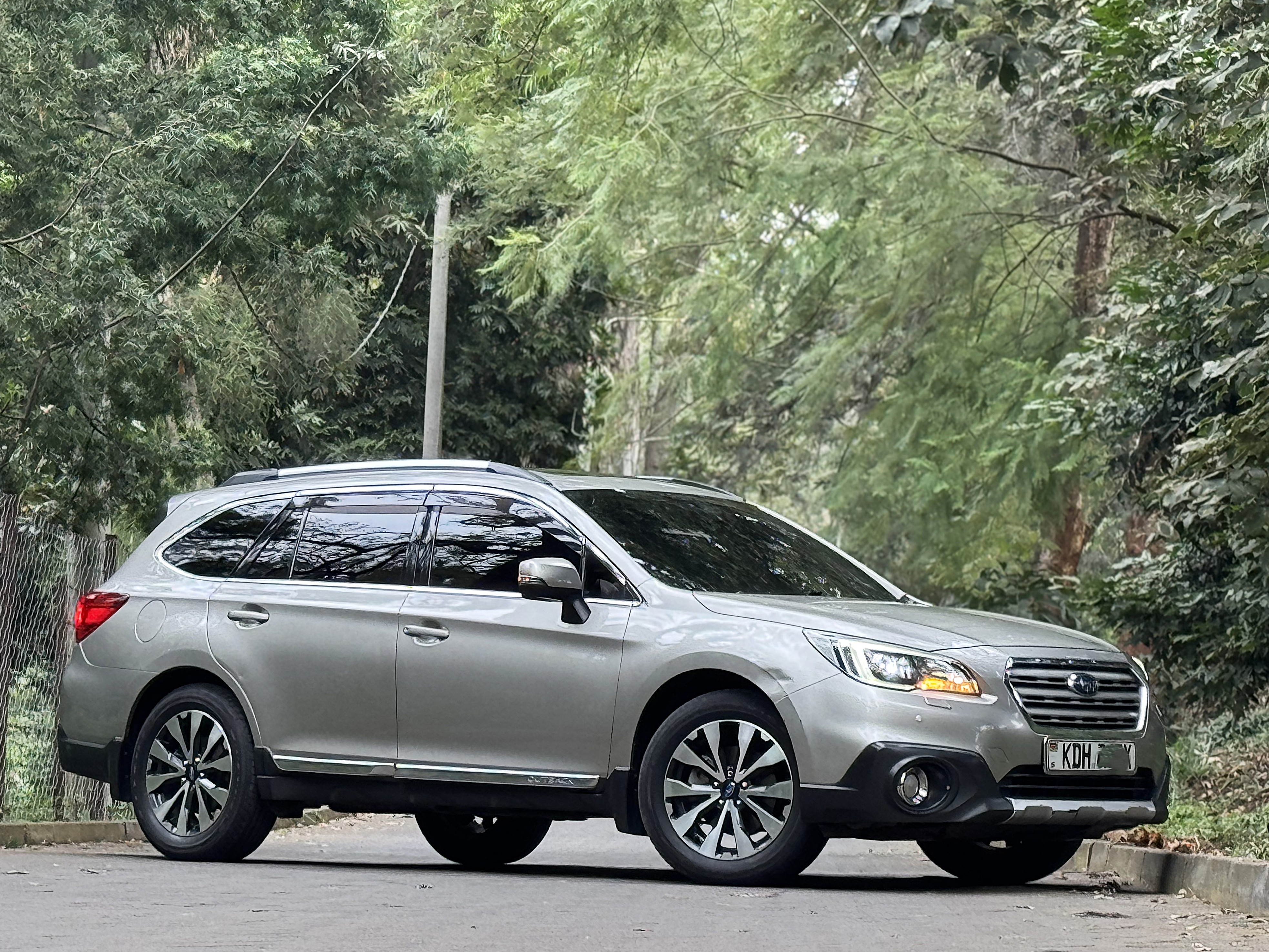2015 SUBARU OUTBACK