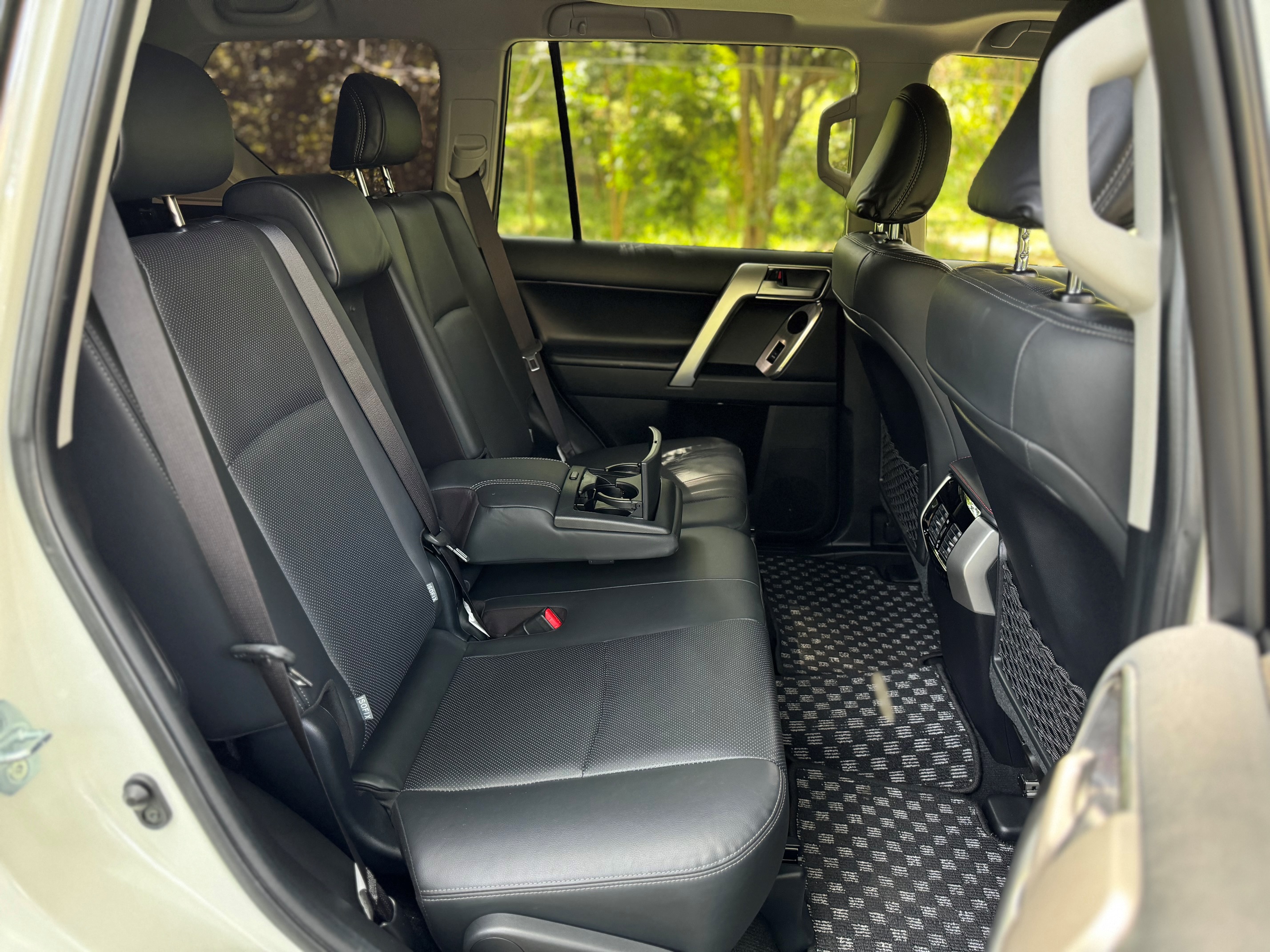 TOYOTA LANDCRUISER PRADO TX.L