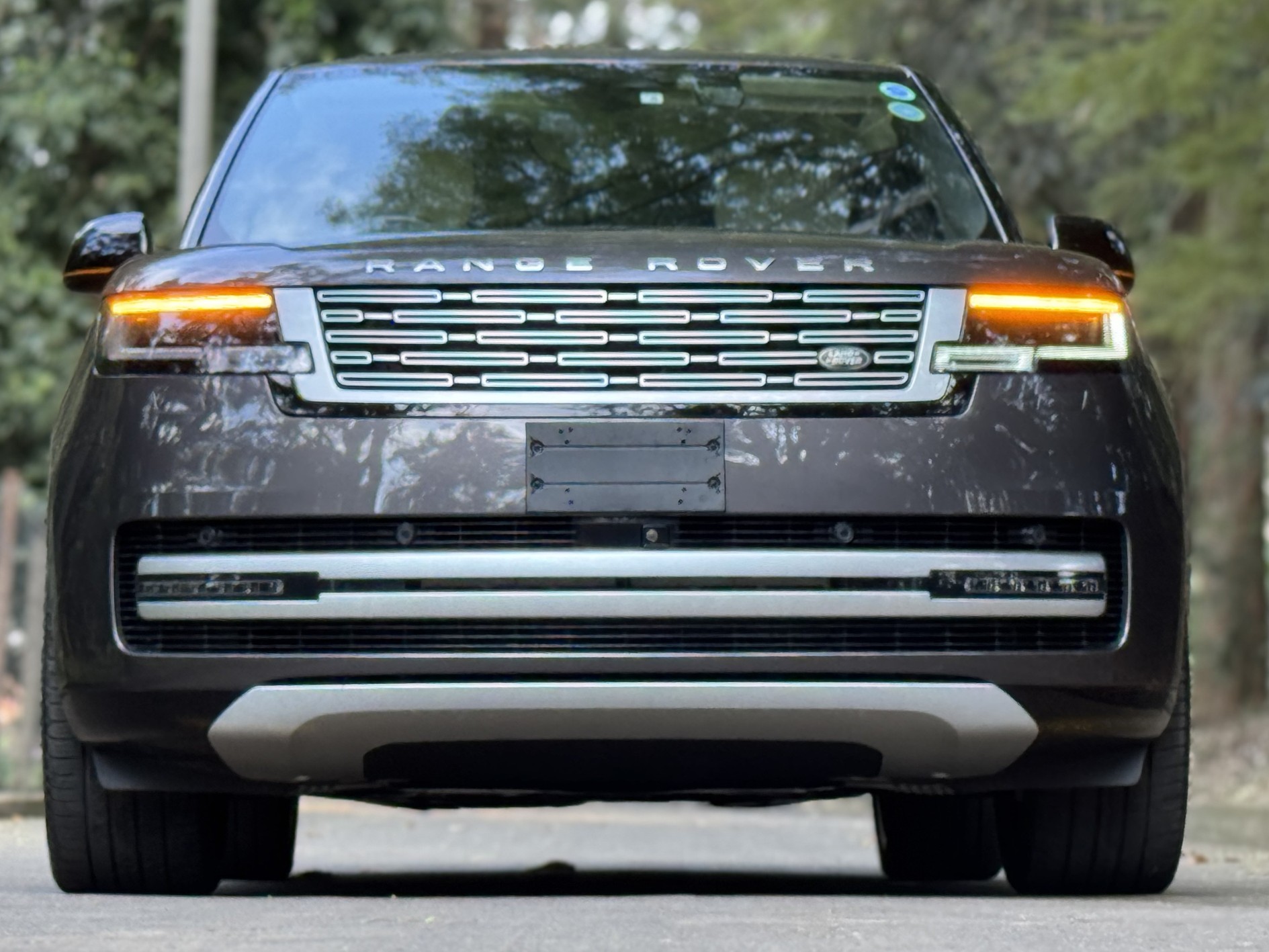 RANGE ROVER AUTOBIOGRAPHY