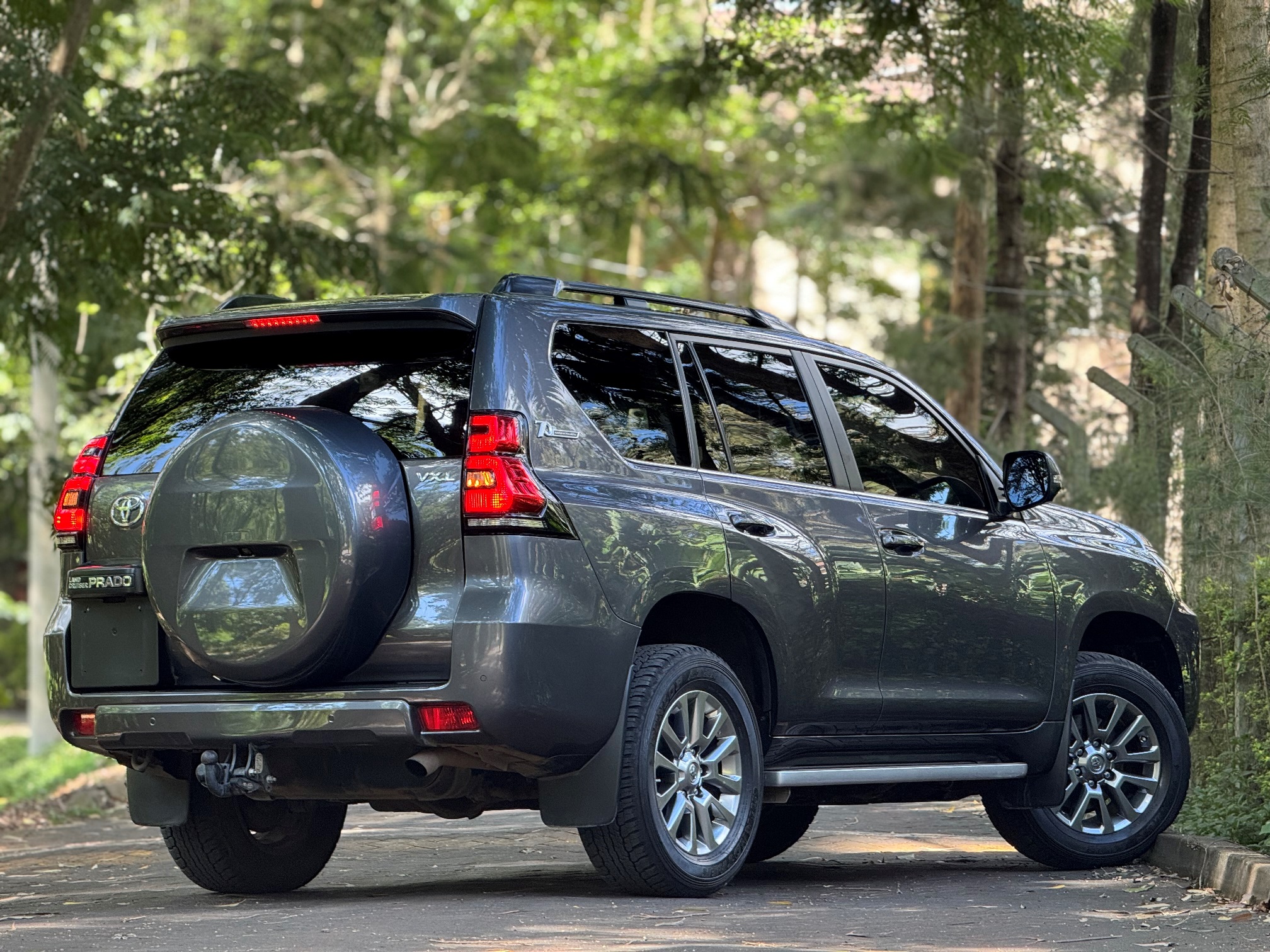 TOYOTA LANDCRUISER PRADO VX.L