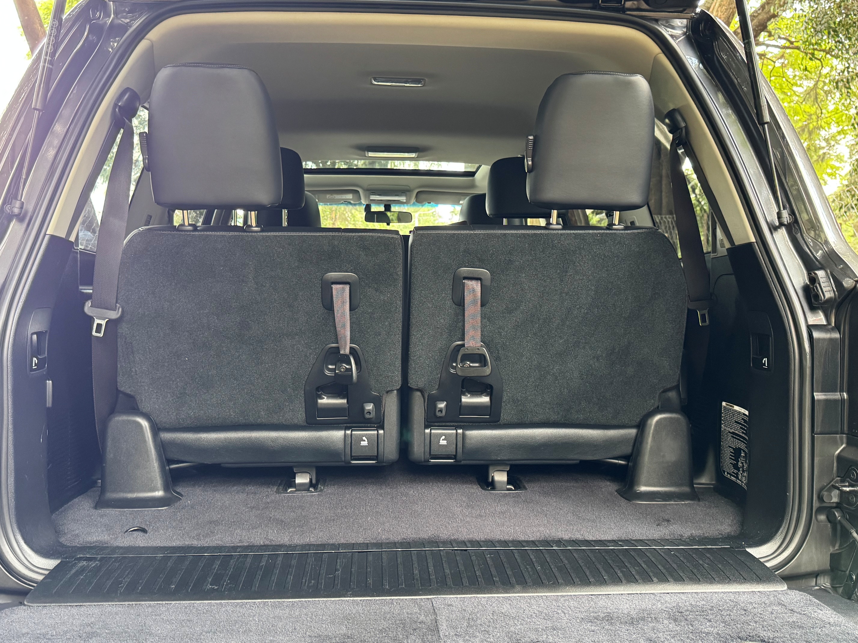 TOYOTA LANDCRUISER VX