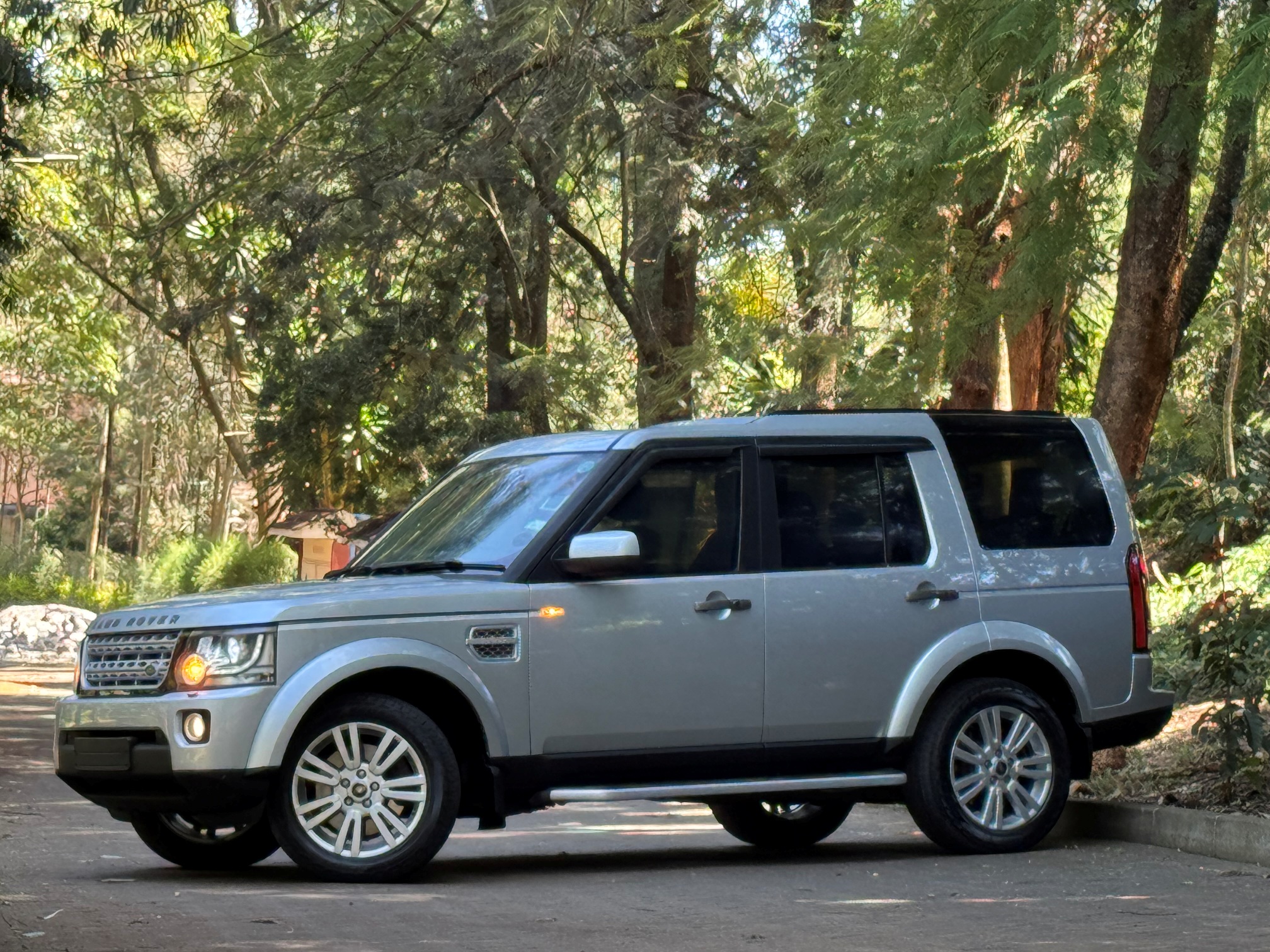 LANDROVER DISCOVERY 4
