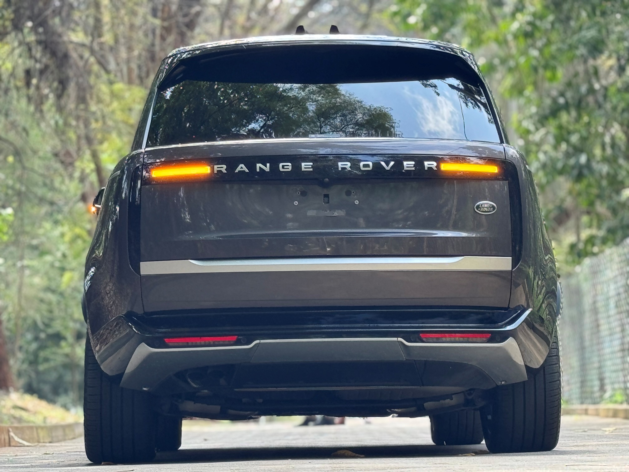 RANGE ROVER AUTOBIOGRAPHY